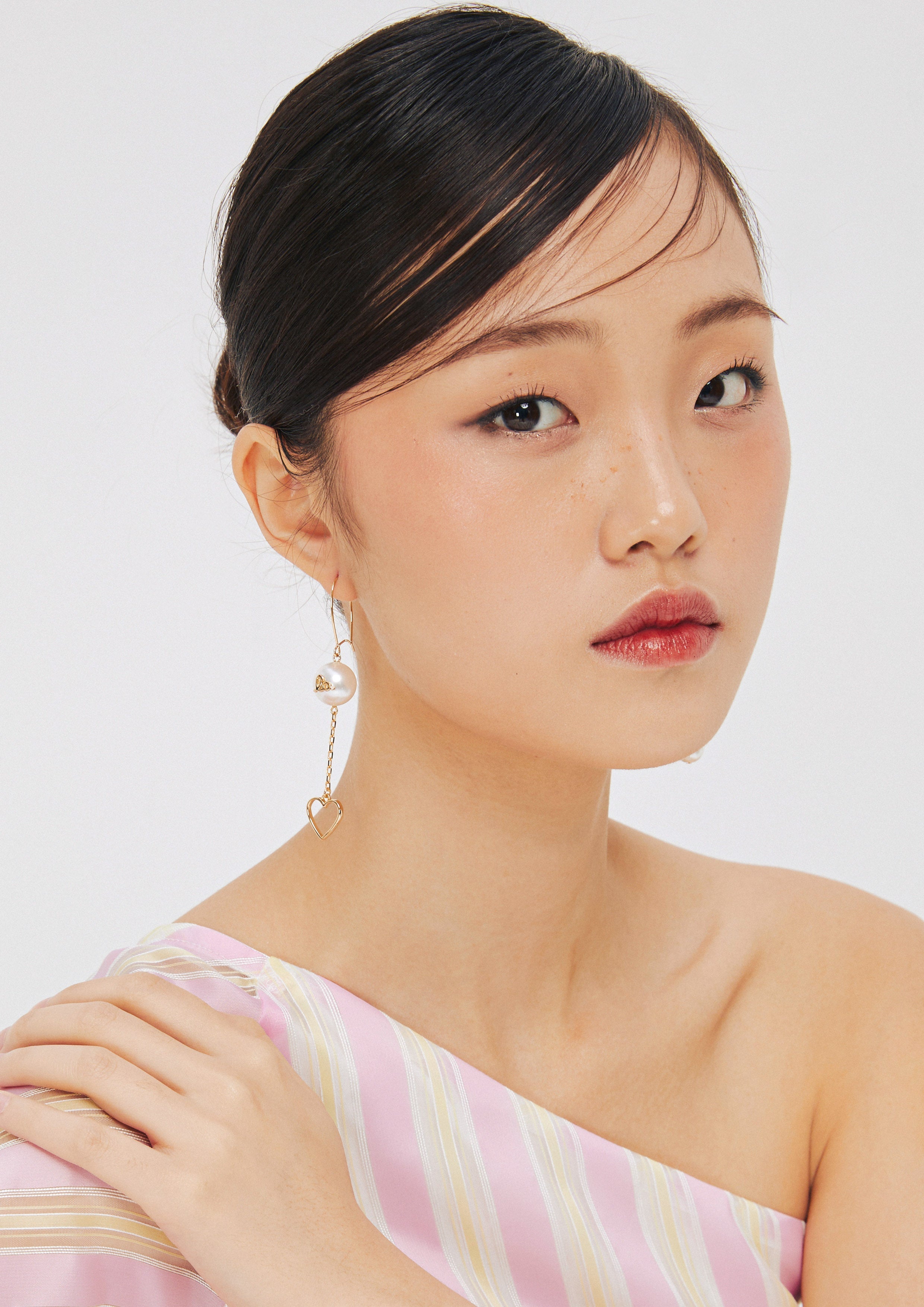 Elaporelle Earrings