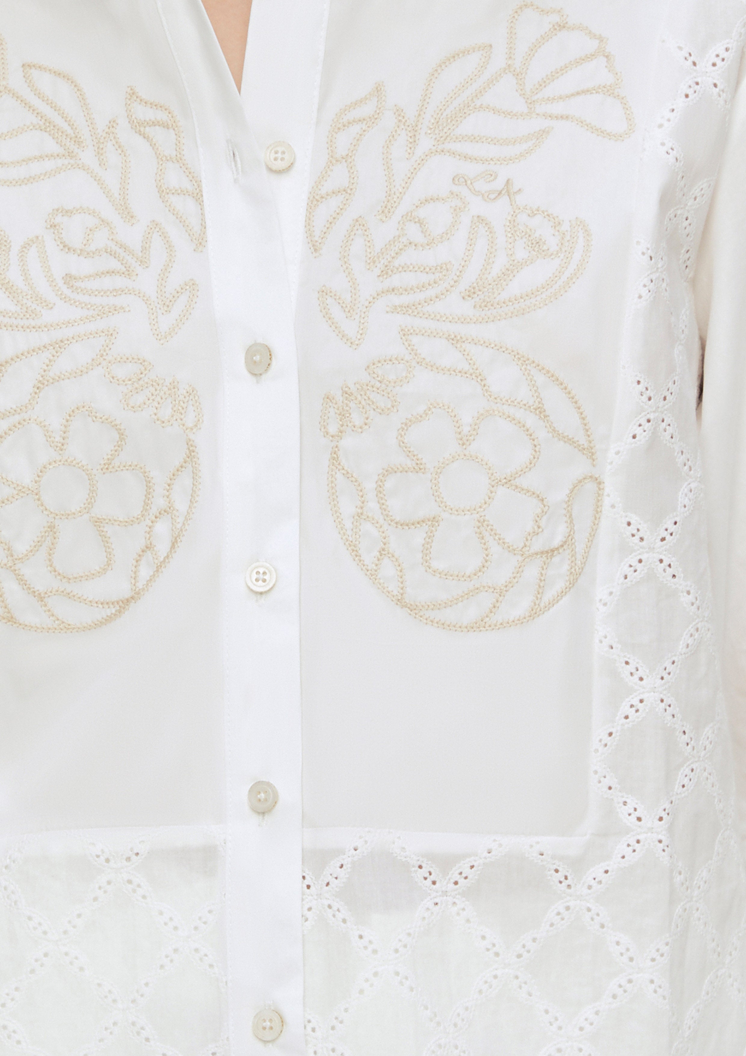 เสื้อเชิ้ตแขนยาวบุลายควิลล์ คอลเลกชัน White Horizon