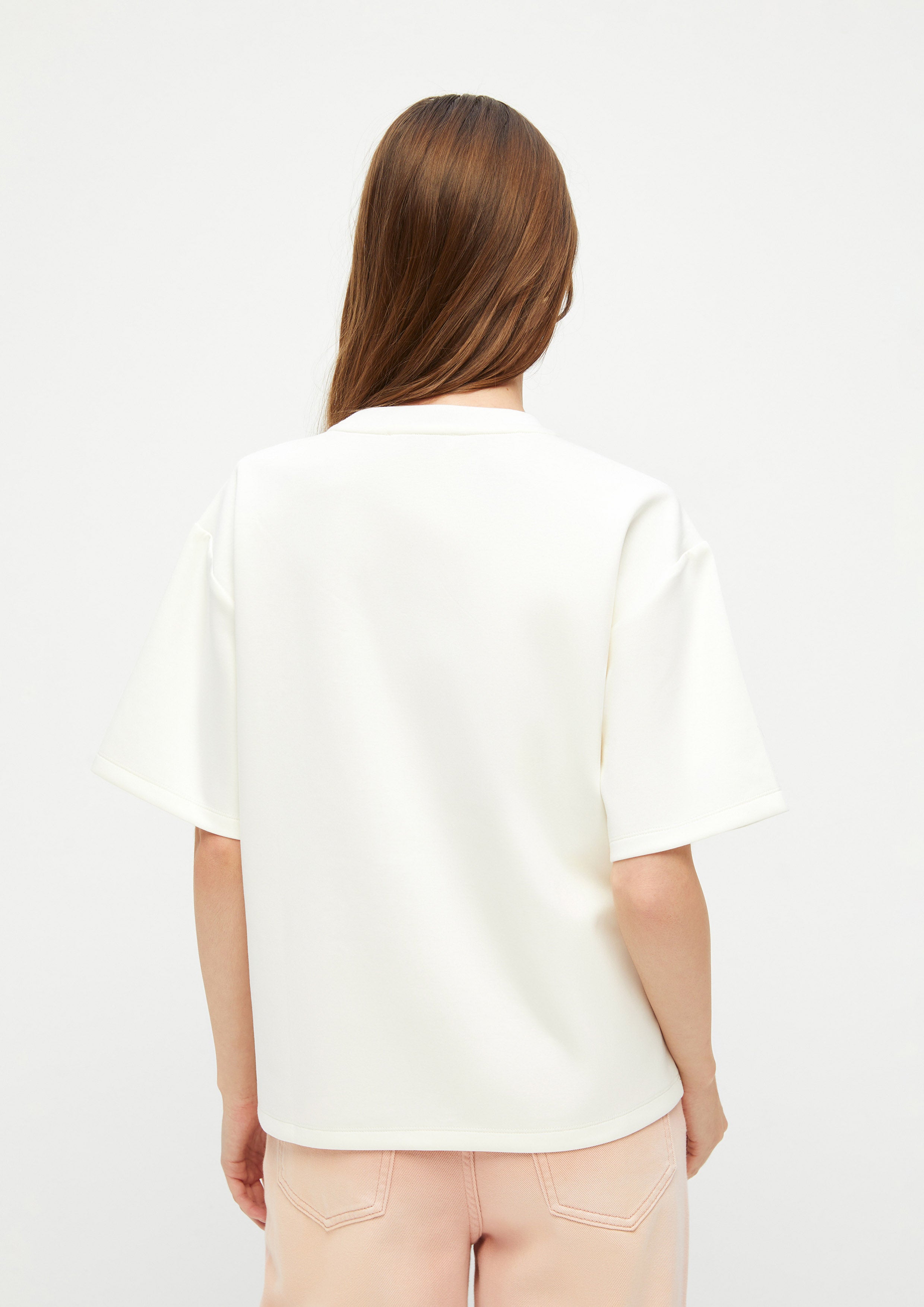 เสื้อยืดโอเวอร์ไซส์แขนสั้นพิมพ์ลาย