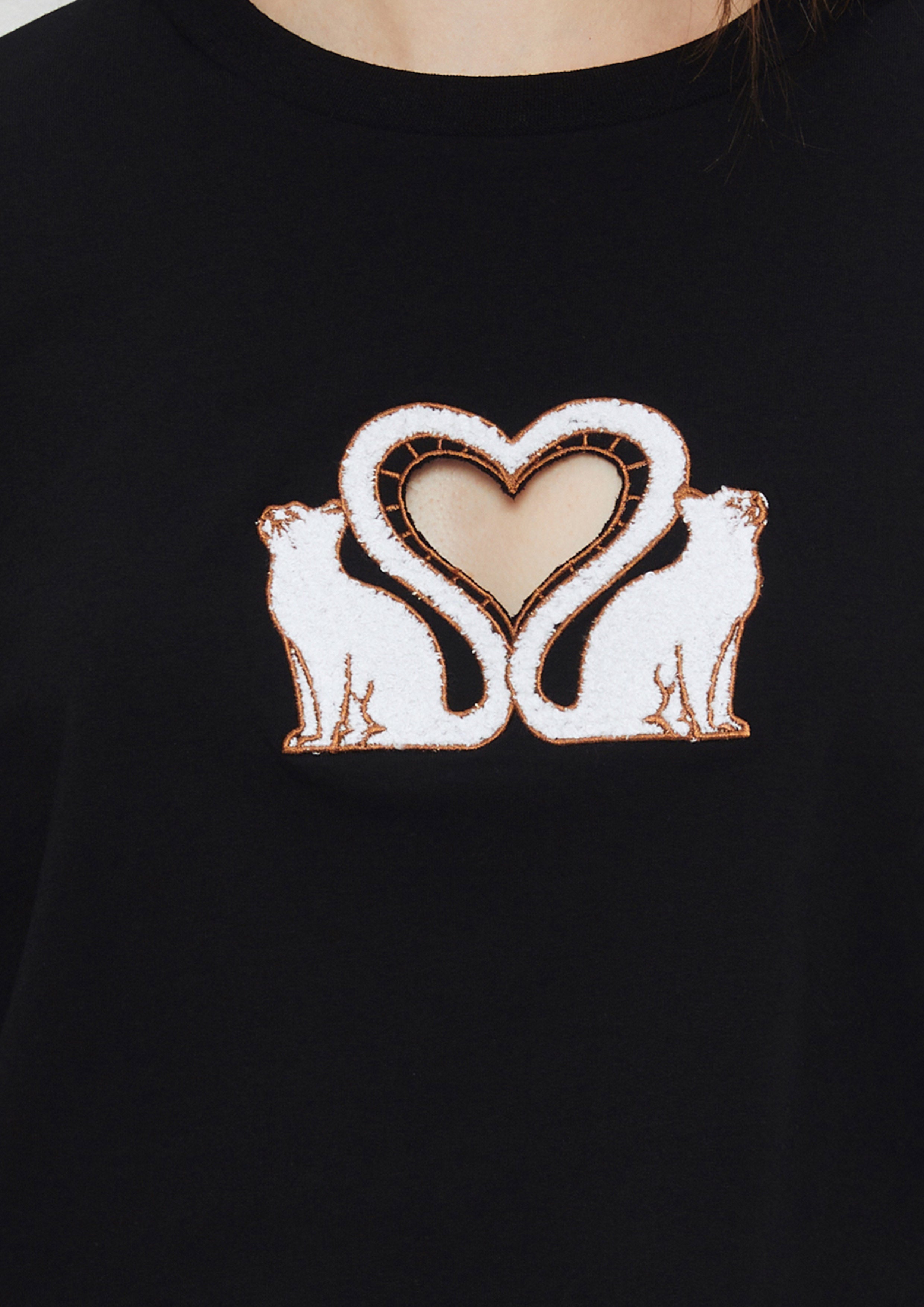 เสื้อครอปแขนยาวแต่งโบ คอลเลกชัน King Shere Khan