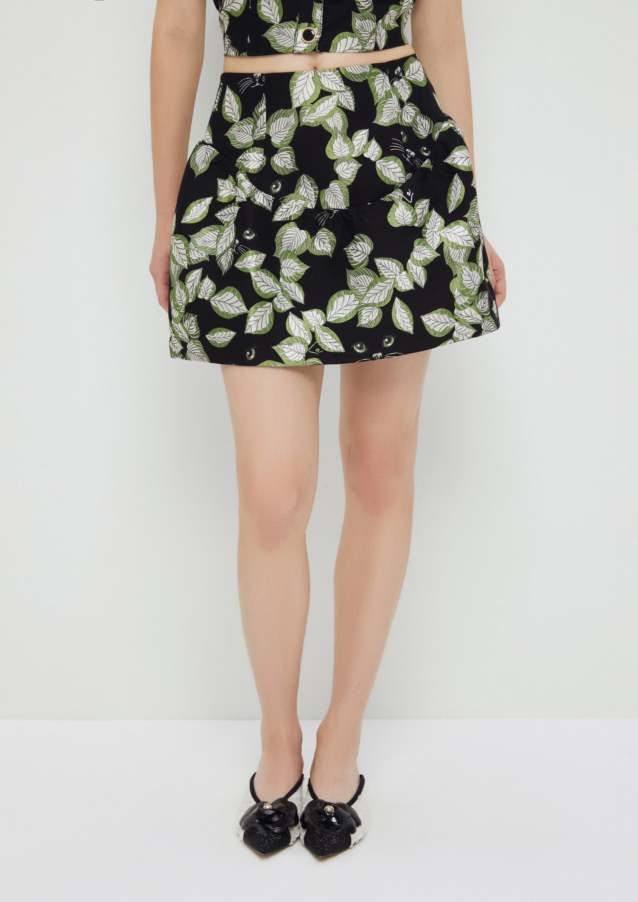 Floral Print Mini Skirt The Eye of Jungle