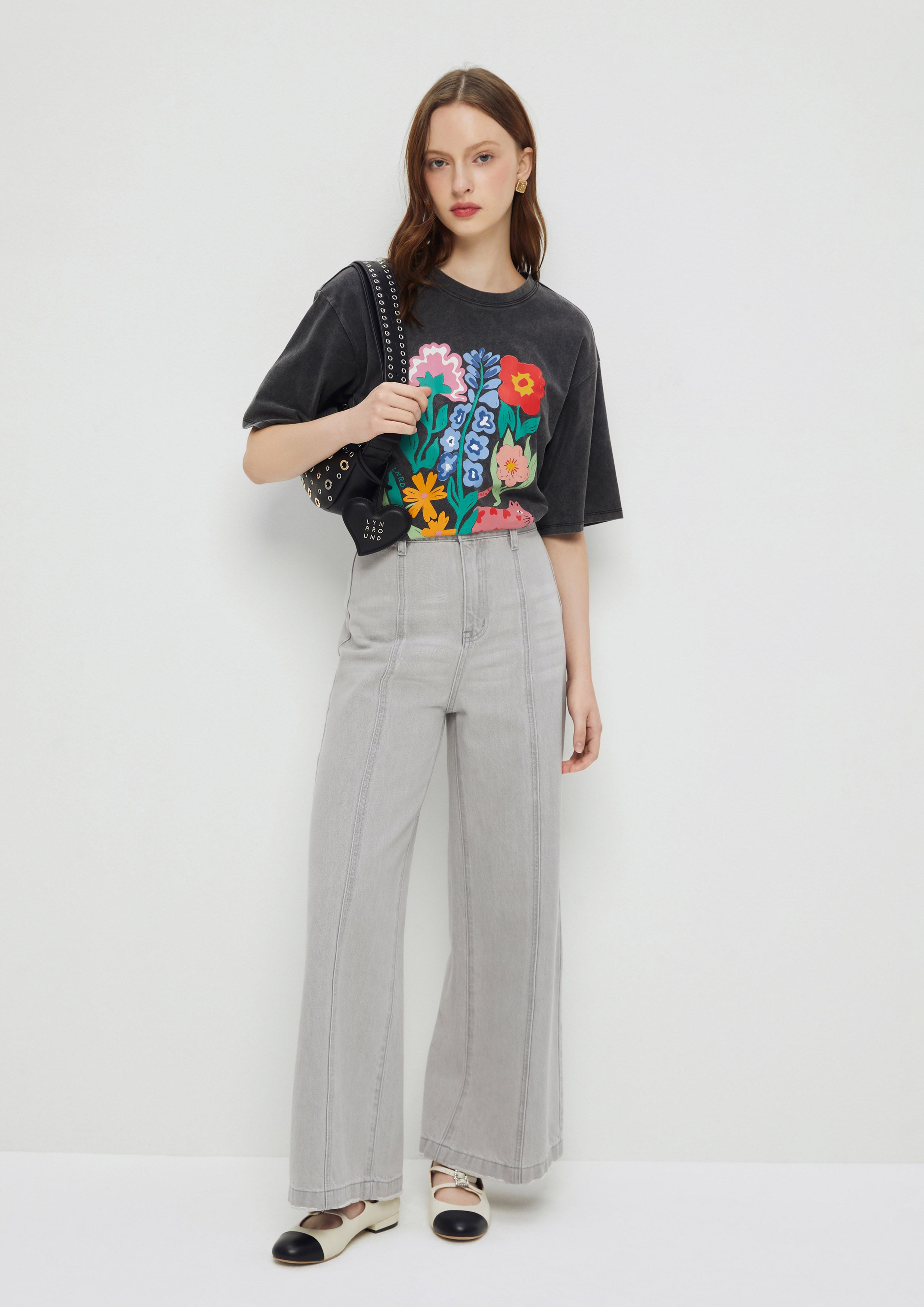 เสื้อยืดแขนสั้นพิมพ์ลาย คอลเลกชัน Enchaned Forest