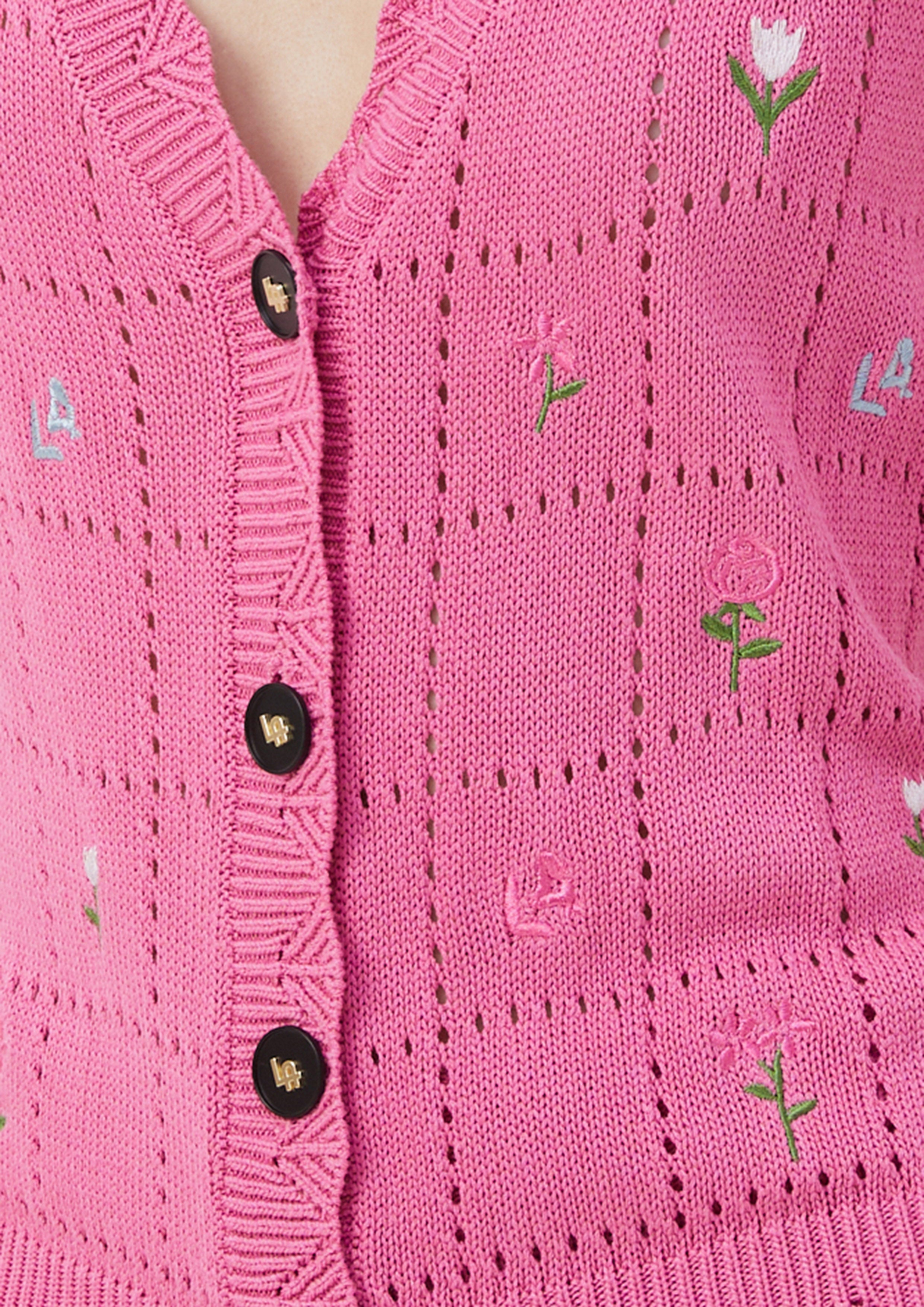 เสื้อกั๊ก ปักลายดอกไม้ Folk Bloom