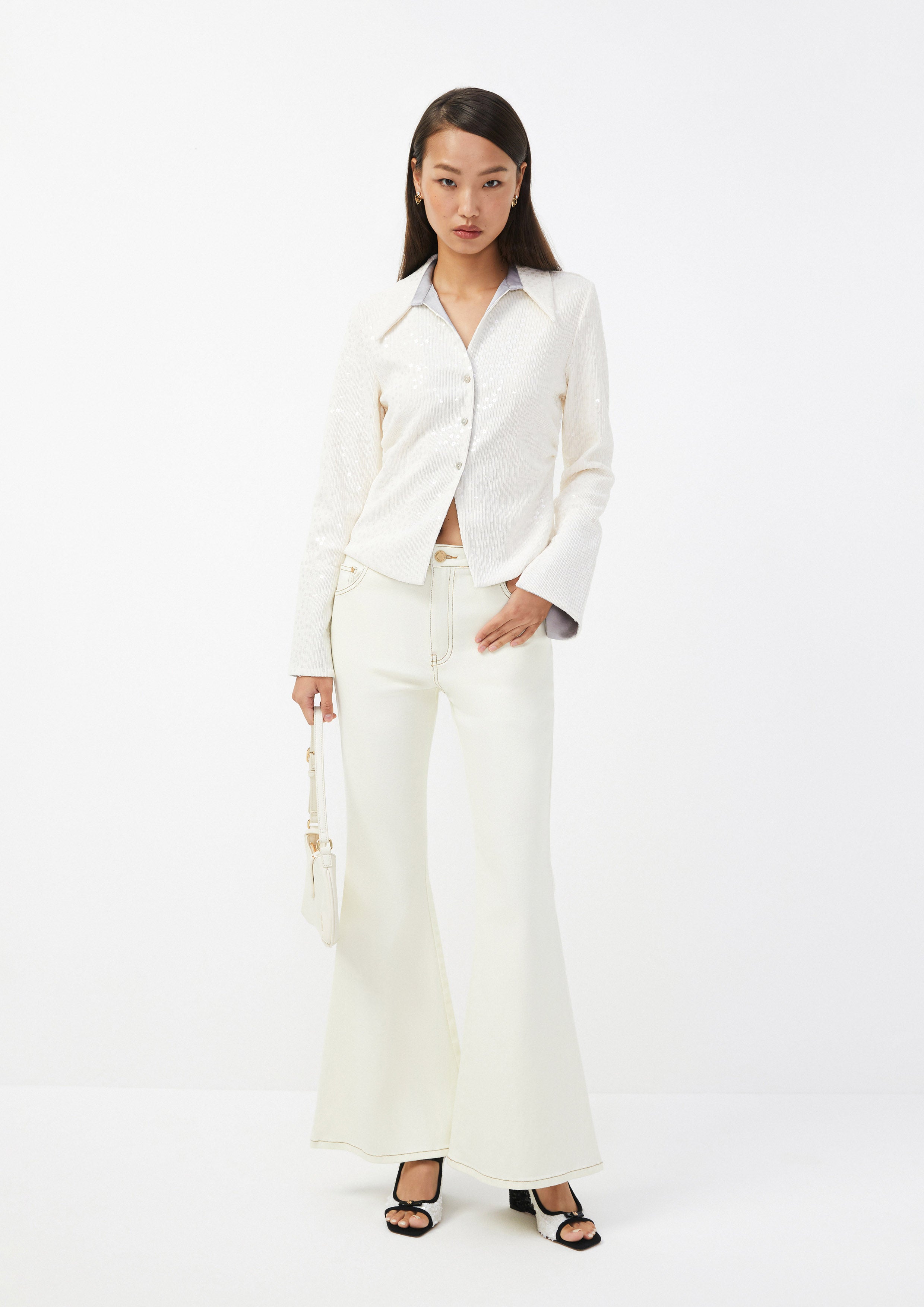 เสื้อเชิ้ต ติดกระดุม แต่งเลื่อม Doppla Essenza