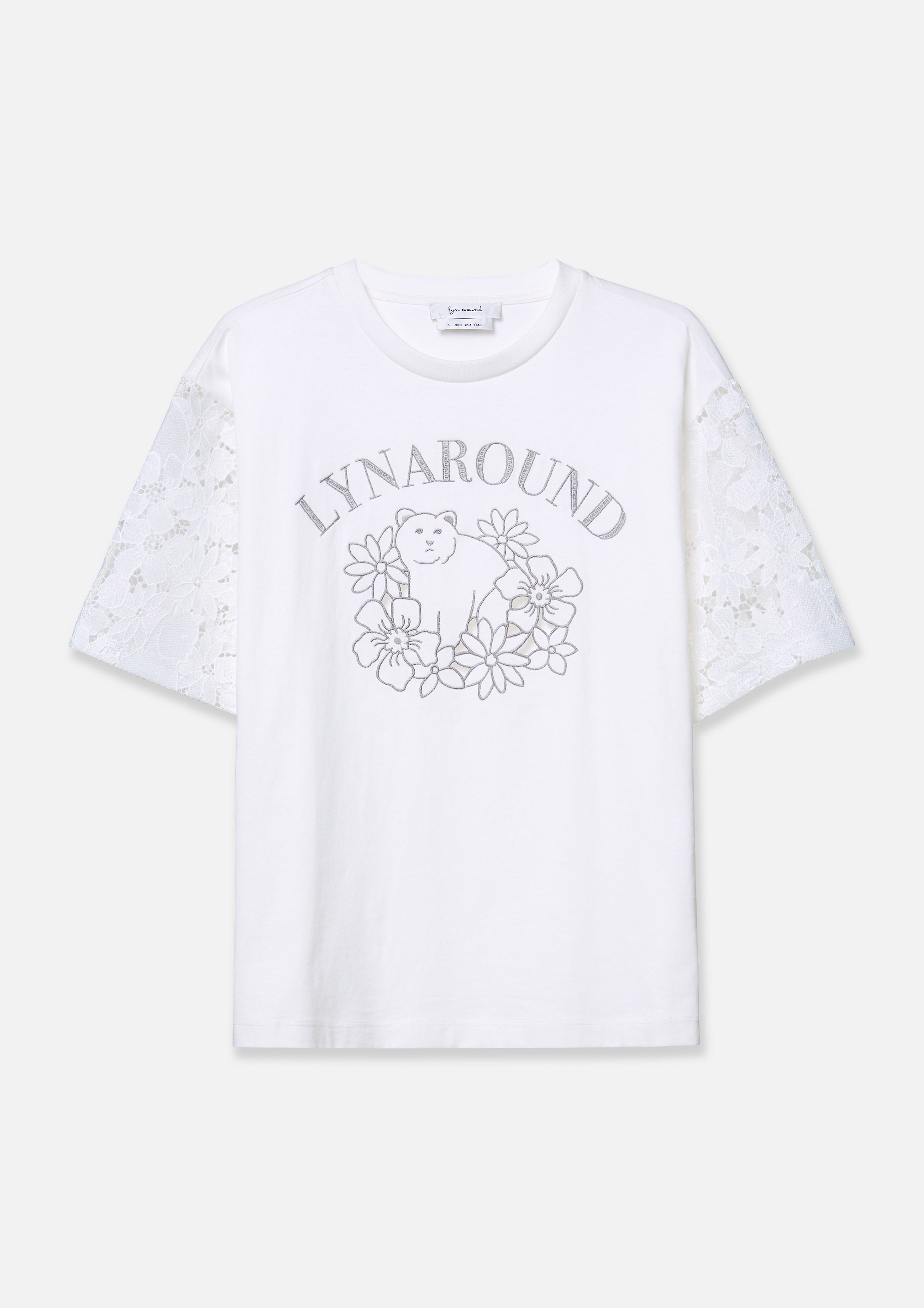 เสื้อยืด แขนลูกไม้ พิมพ์ลายหมีและดอกไม้ The Wild Spirit