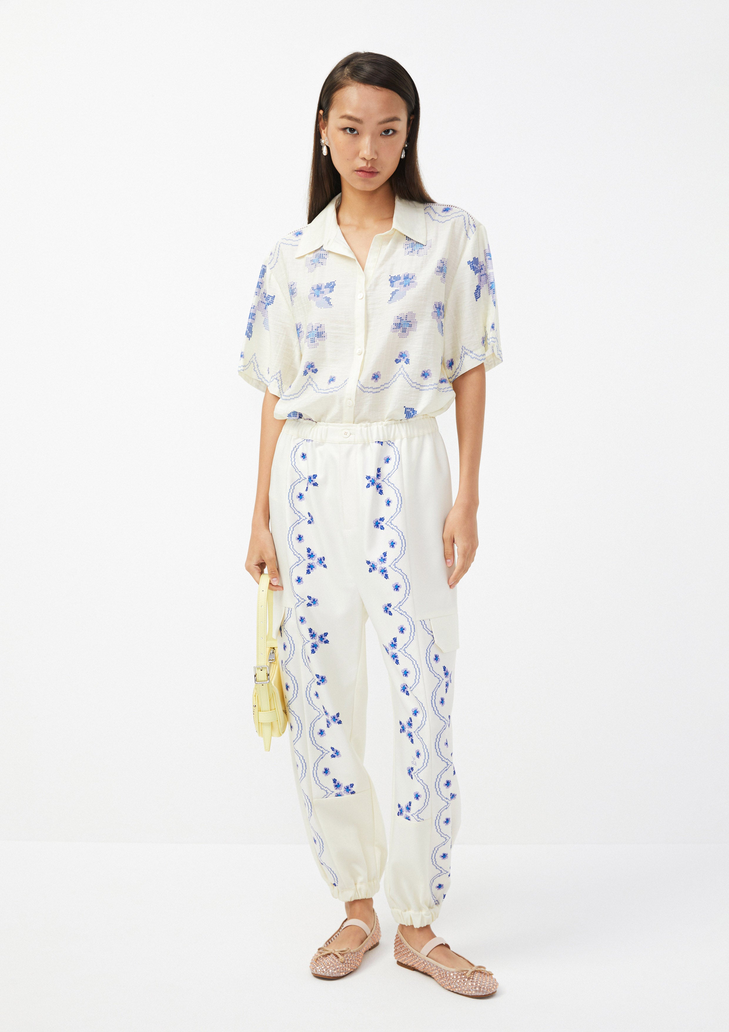 เสื้อเชิ้ต แขนสั้น ปักลายดอกไม้ Scandi Folk Art