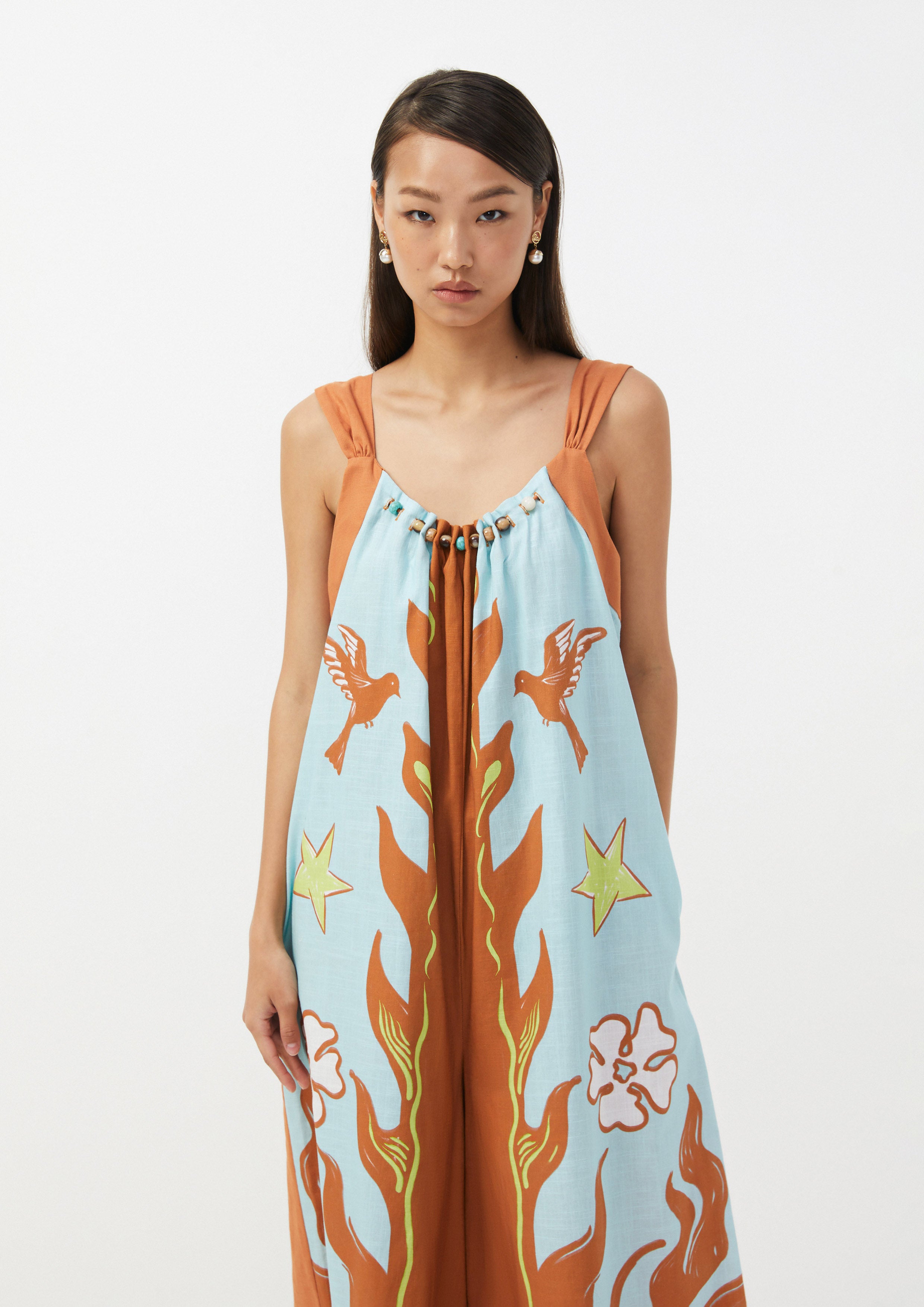 จั๊มป์สูท พิมพ์ลายนกและดอกไม้ แต่งลูกปัด Ember Mirage