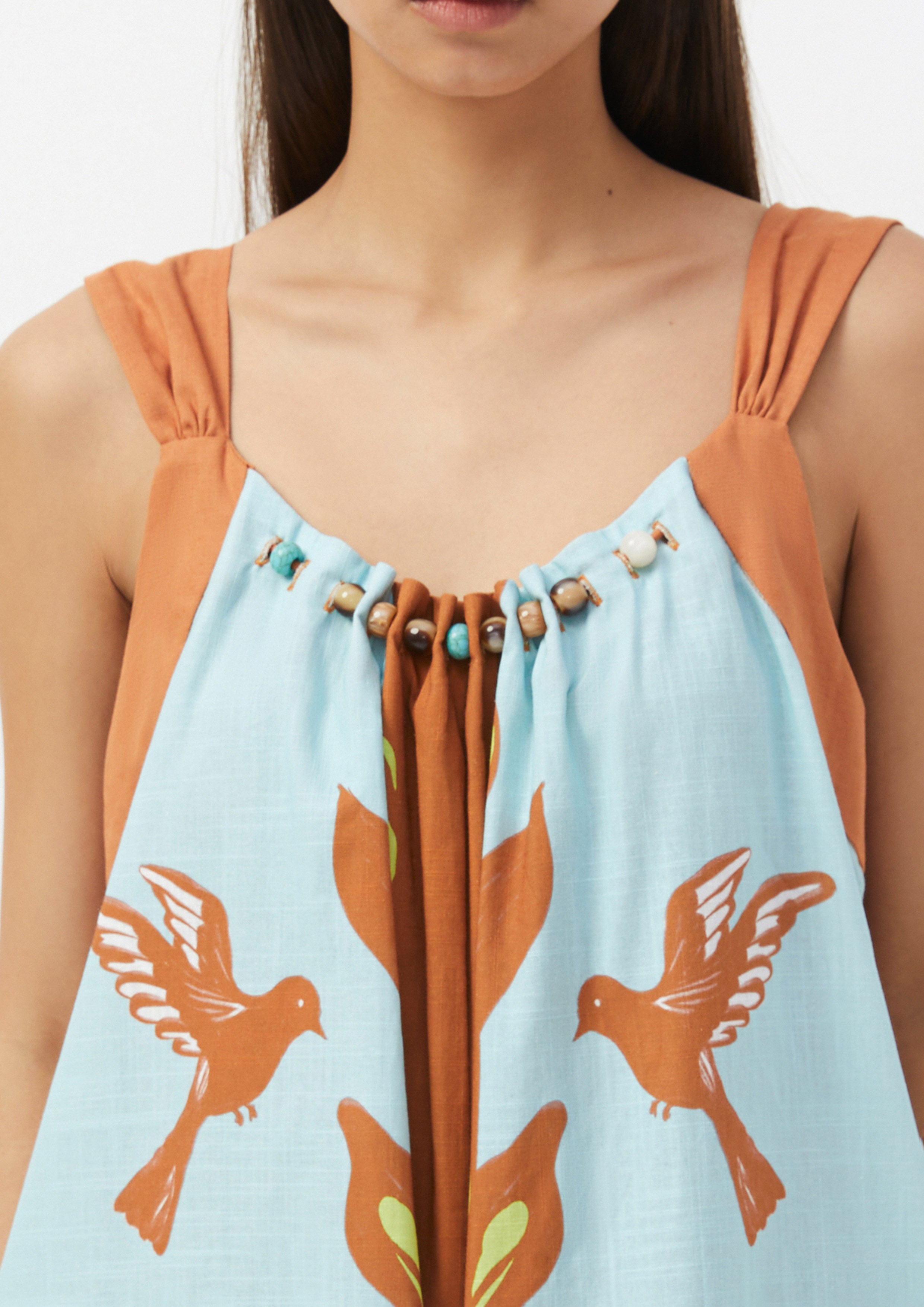 จั๊มป์สูท พิมพ์ลายนกและดอกไม้ แต่งลูกปัด Ember Mirage