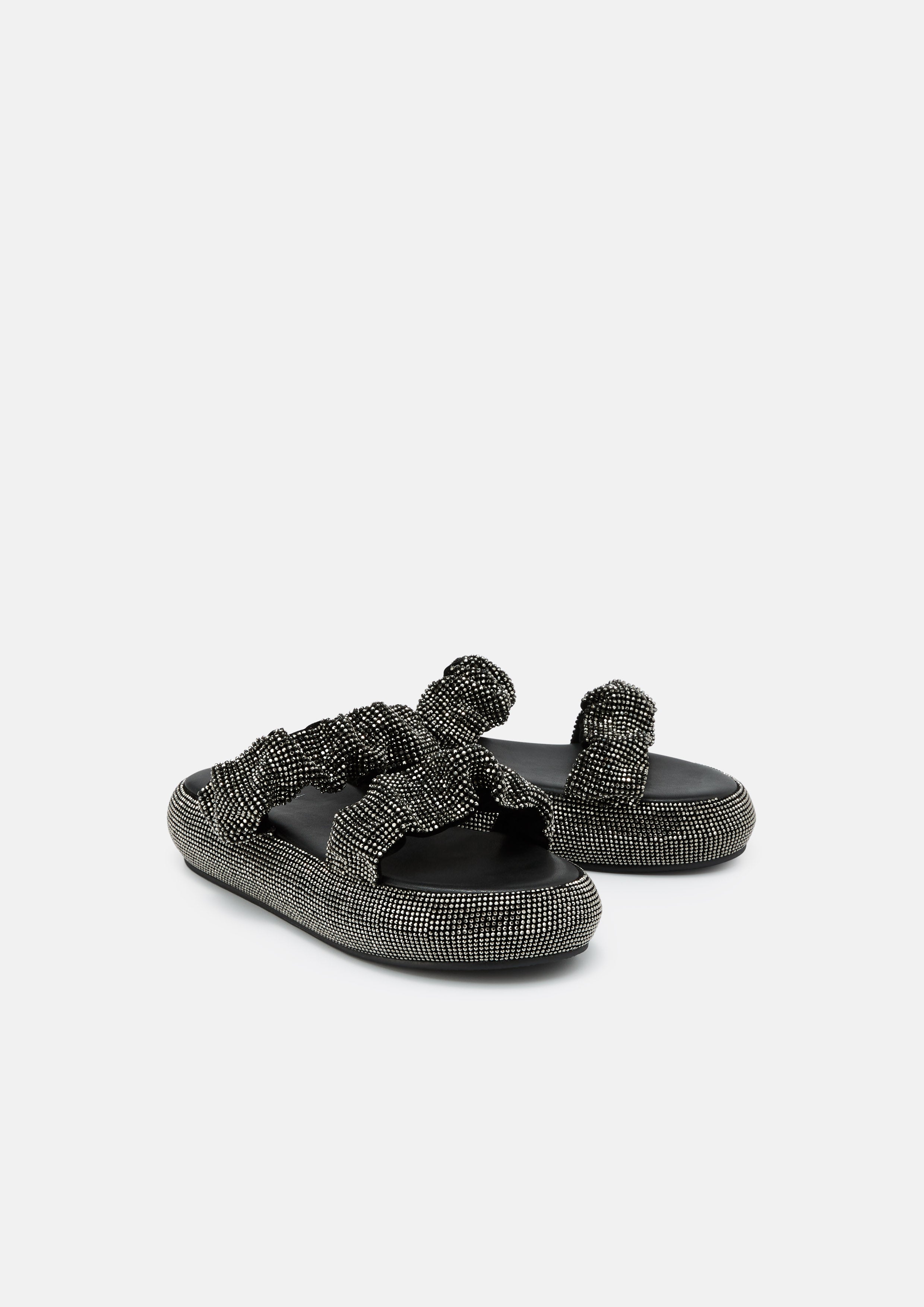 Oasa Flat Sandals