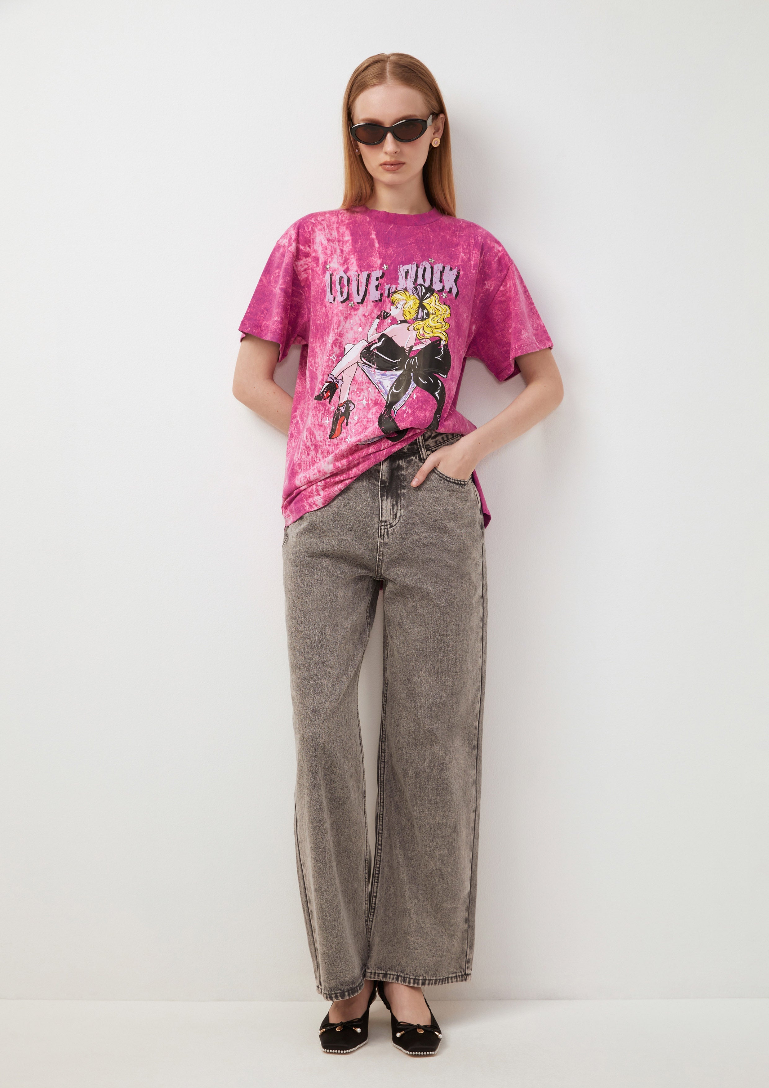 Love to Rock Graphic Tee Girls Just Wanna Have Sun