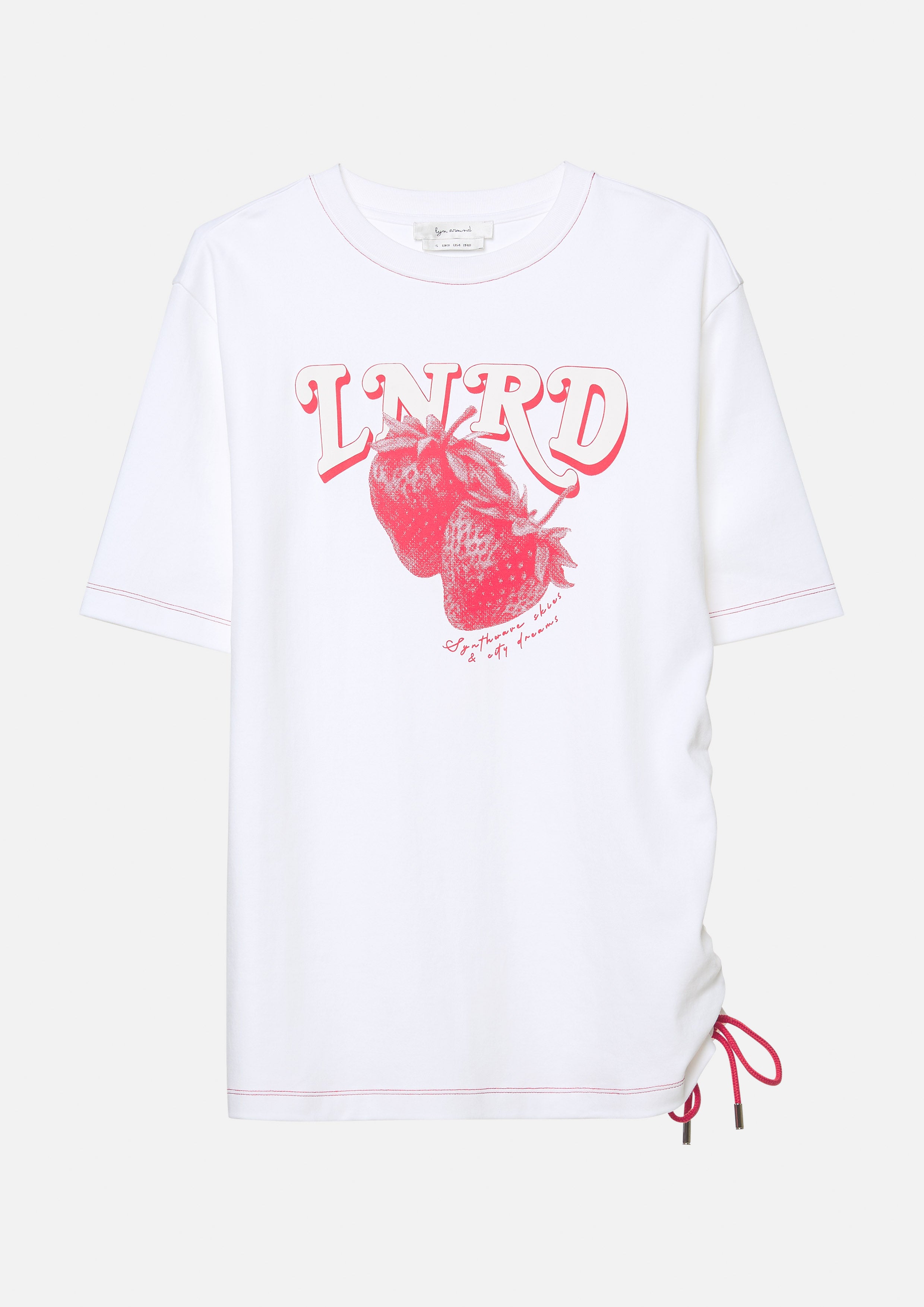 เสื้อยืด พิมพ์ลาย สตรอเบอร์รี่