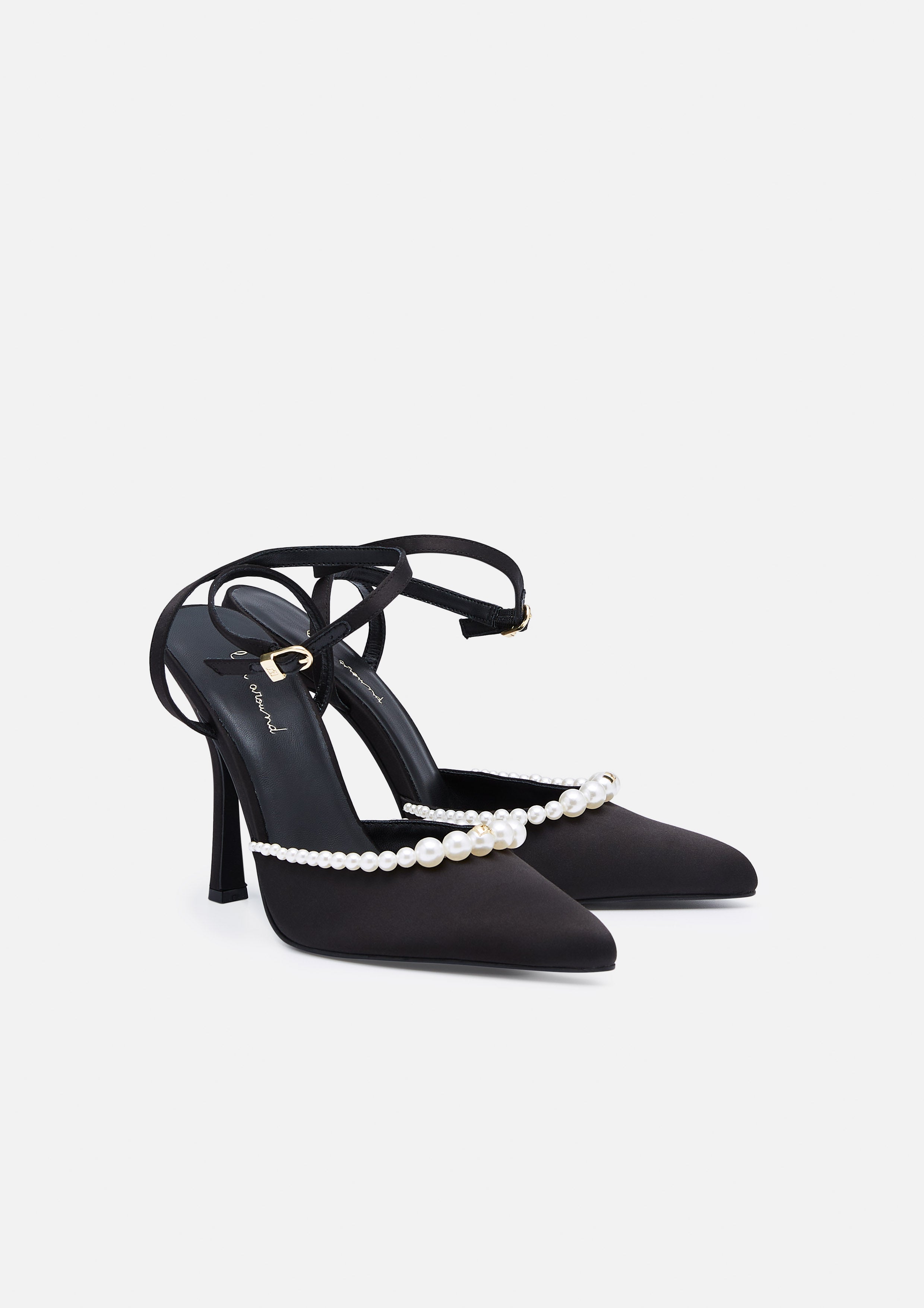Julietta Pumps