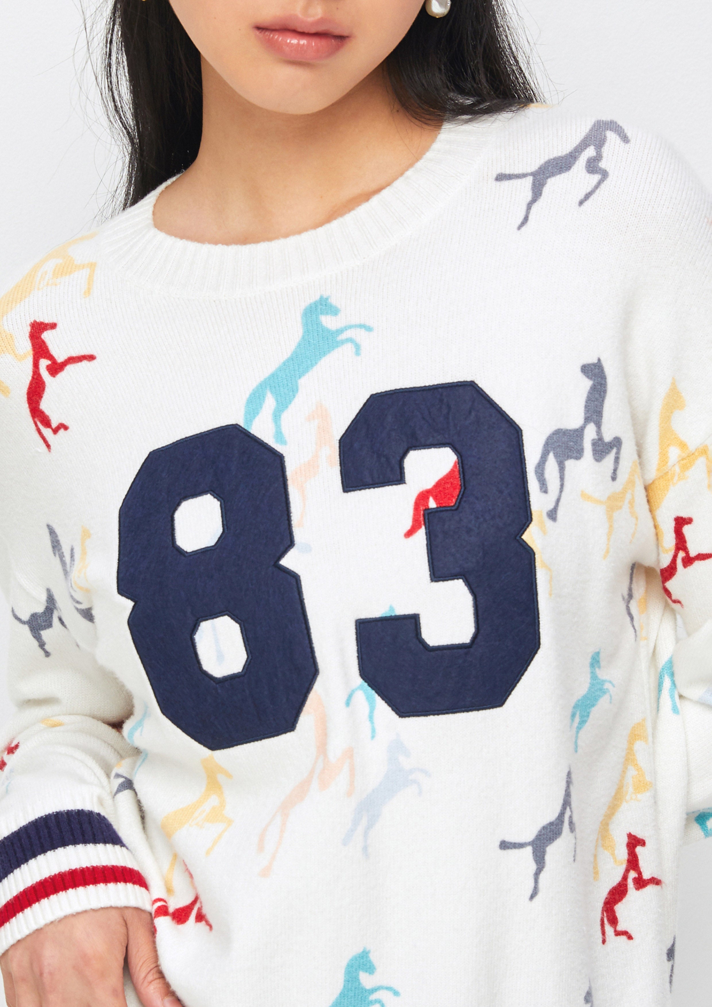 เสื้อพูลโอเวอร์แขนยาวปักลาย คอลเลกชัน Rehab & Leisure