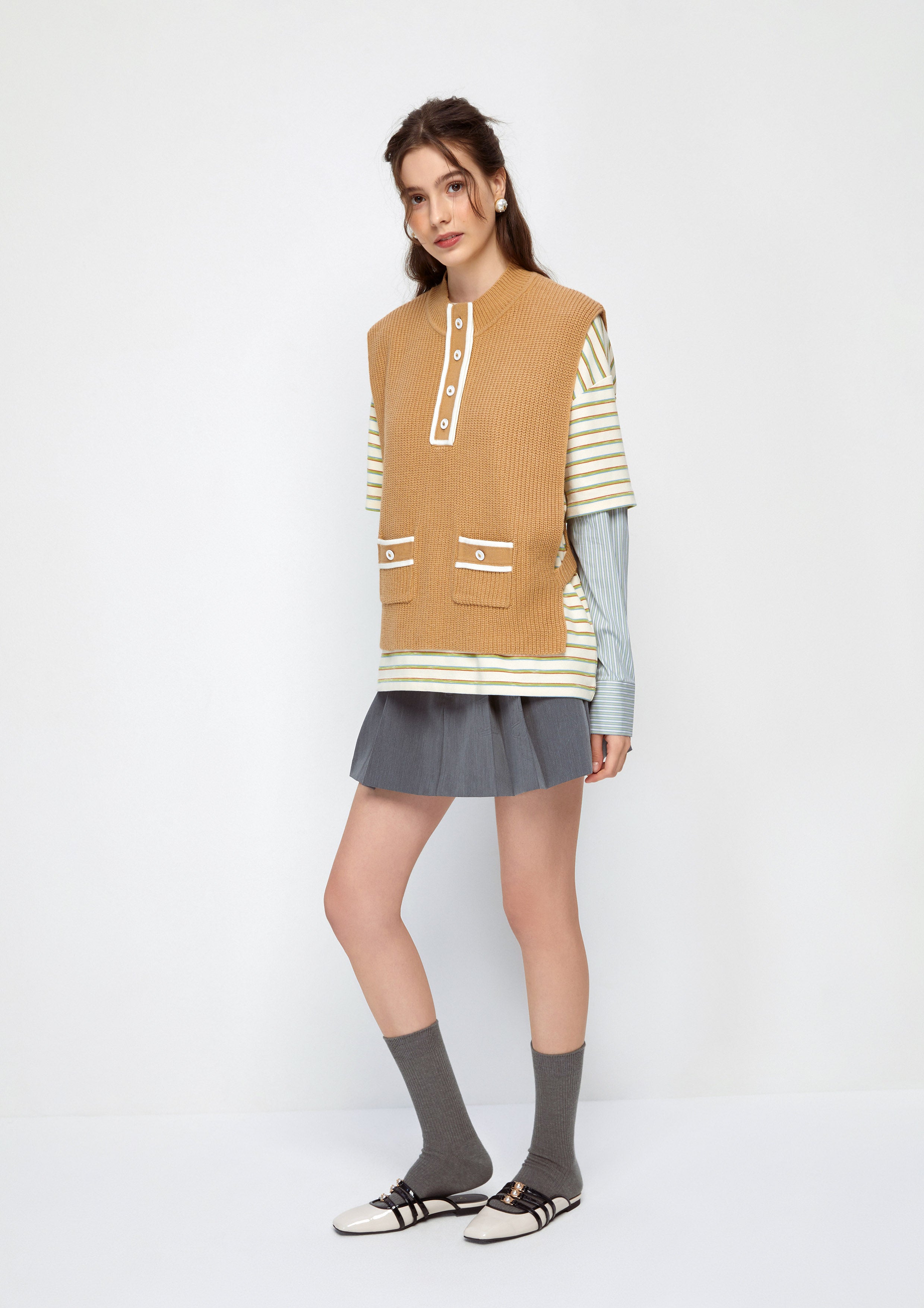 Knitted Sleeveless Top Let's Play a Game