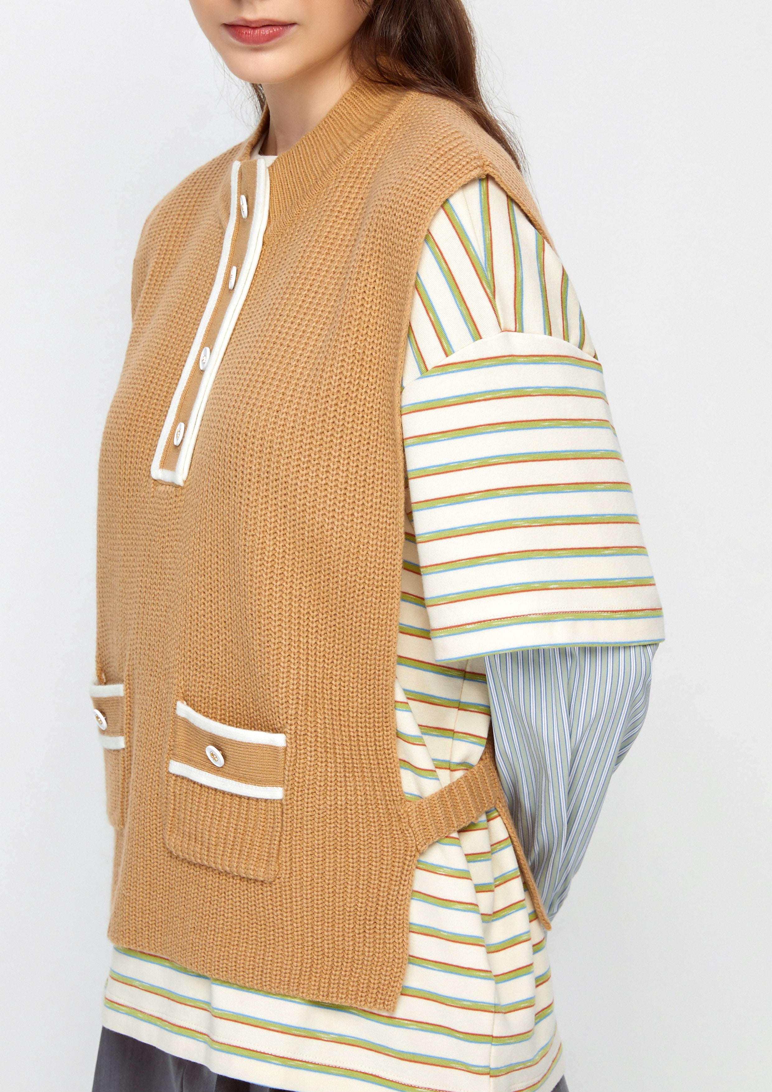 Knitted Sleeveless Top Let's Play a Game