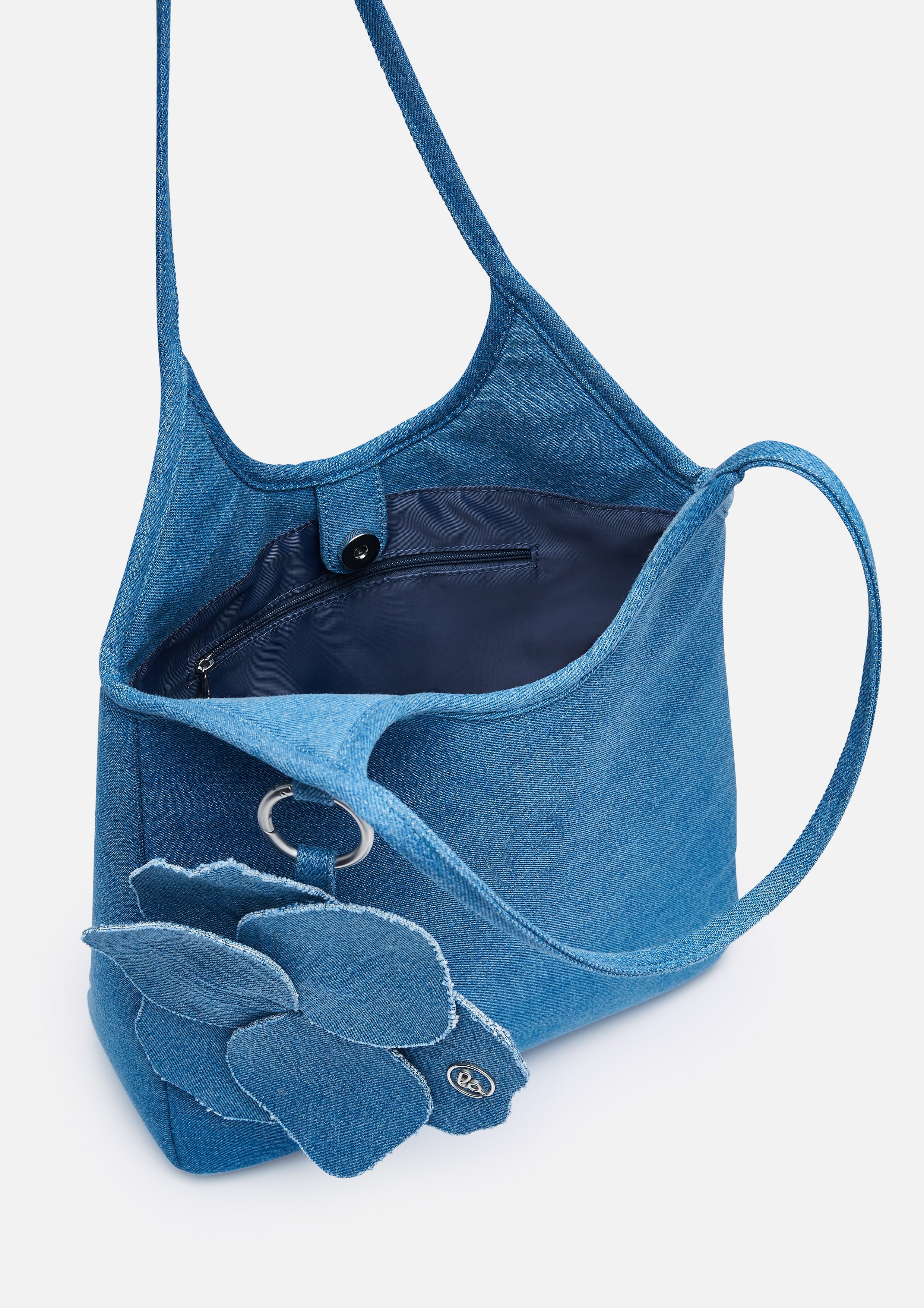 กระเป๋าโท้ท Calemi