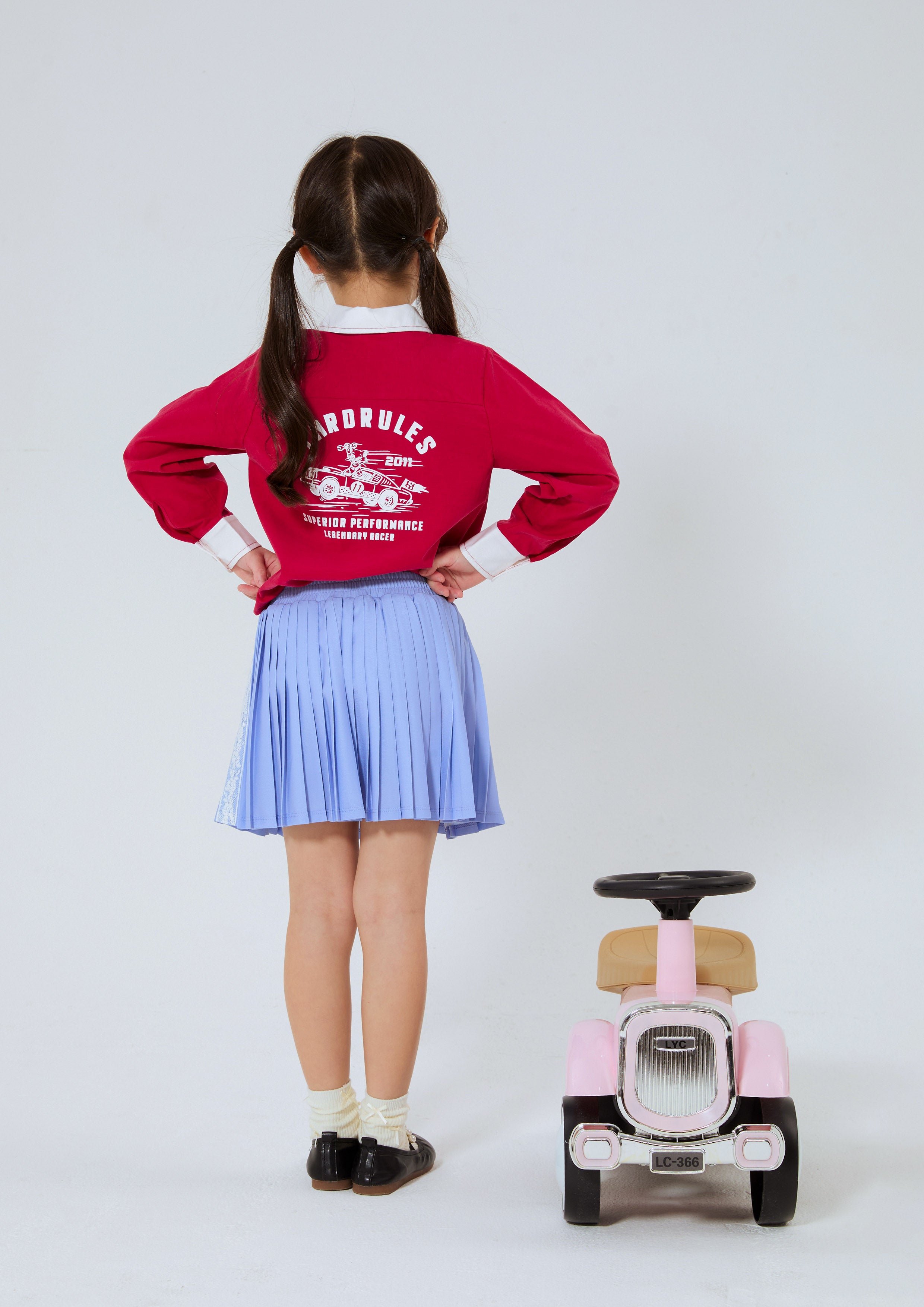 กระโปรงสั้นจับจีบพลีท คอลเลกชัน Speed Voyard