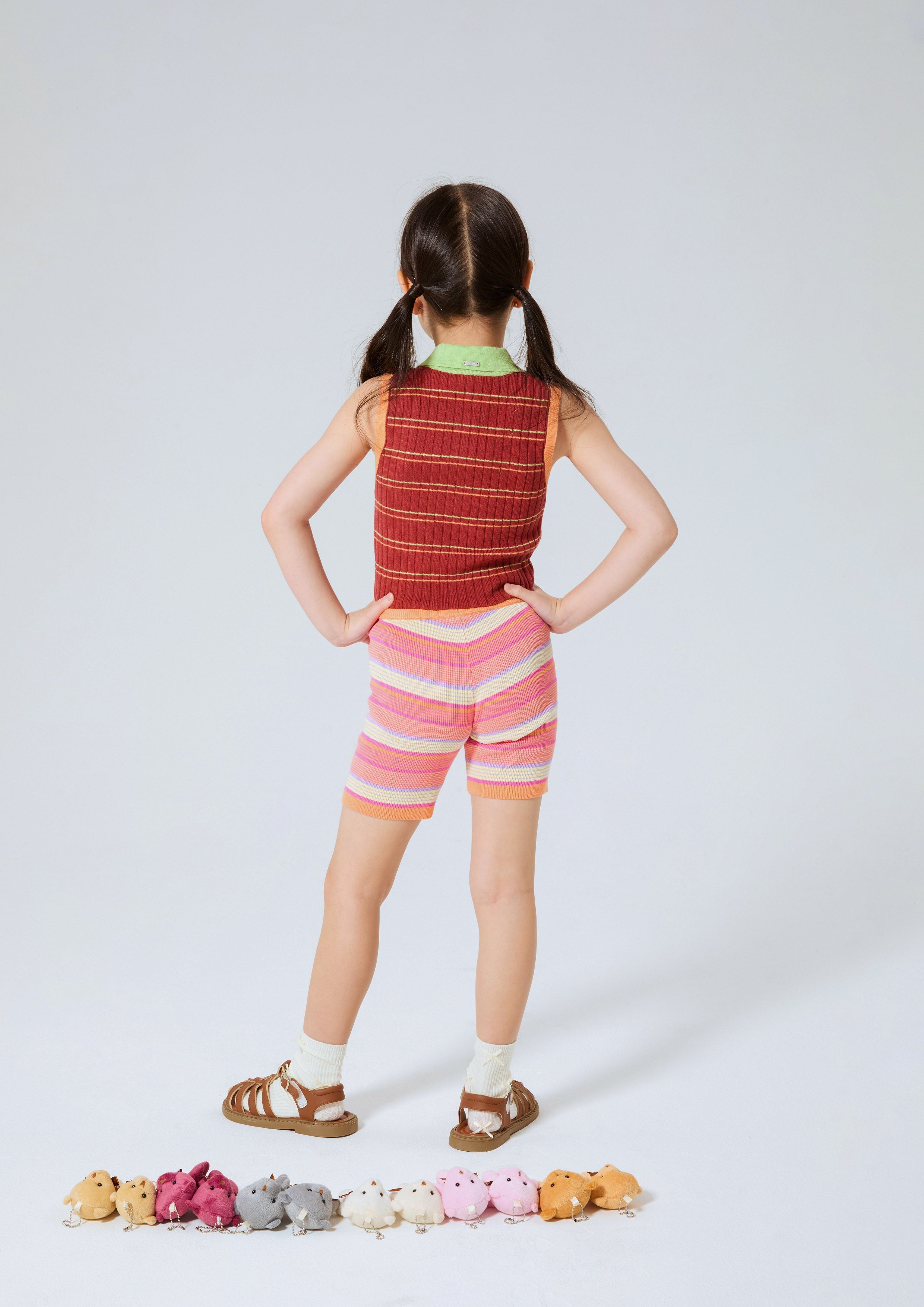 Knitted Sleeveless Top For Mini Girls Play Spell