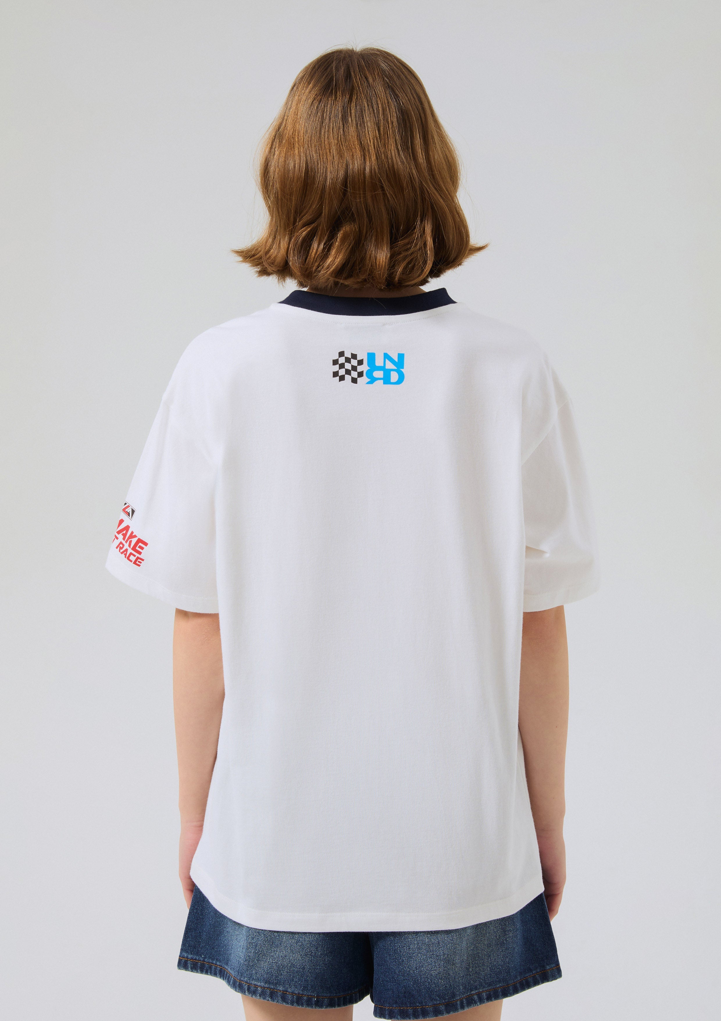 เสื้อยืดโอเวอร์ไซส์พิมพ์ลาย คอลเลกชัน Speed Voyard