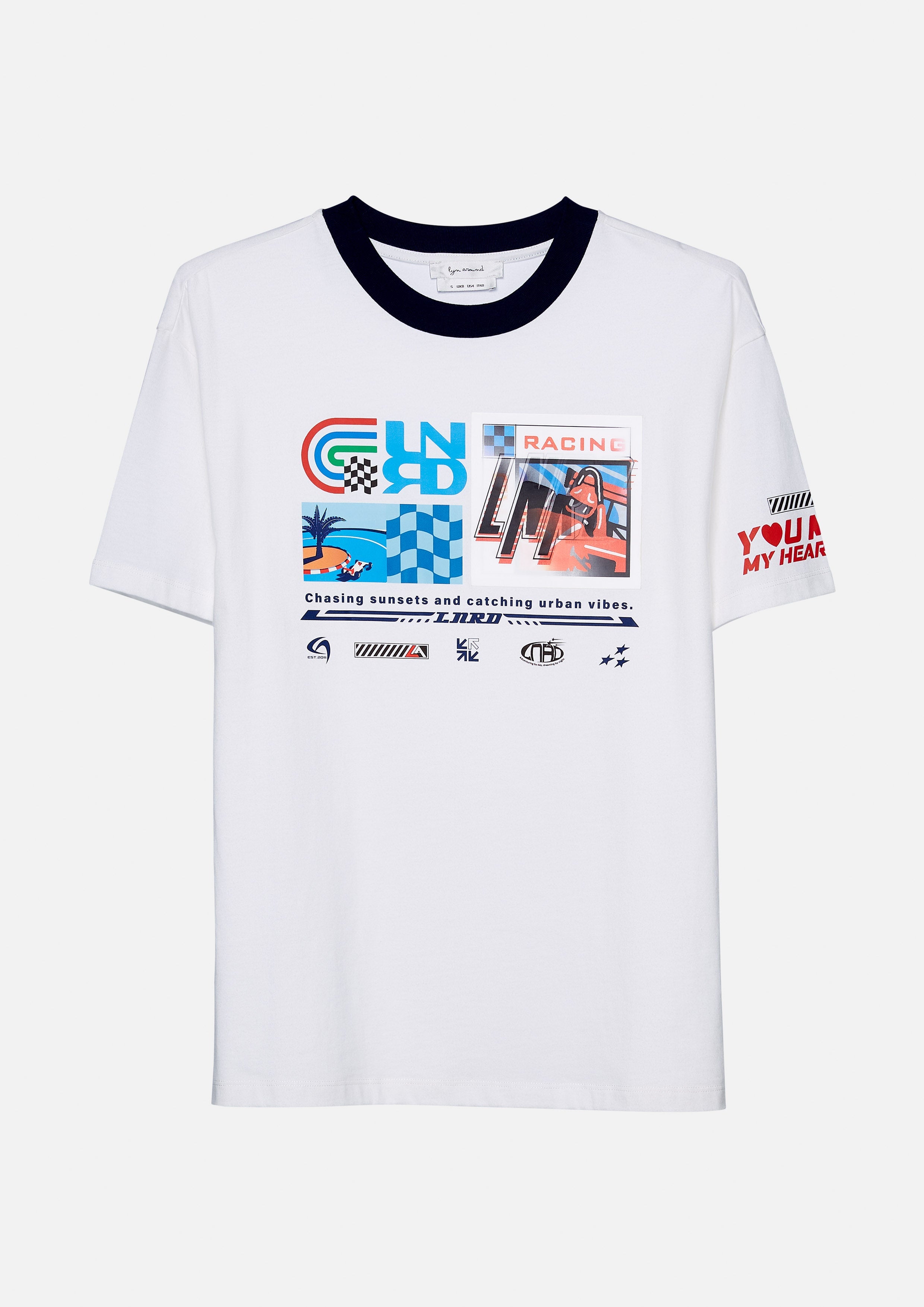 เสื้อยืดโอเวอร์ไซส์พิมพ์ลาย คอลเลกชัน Speed Voyard