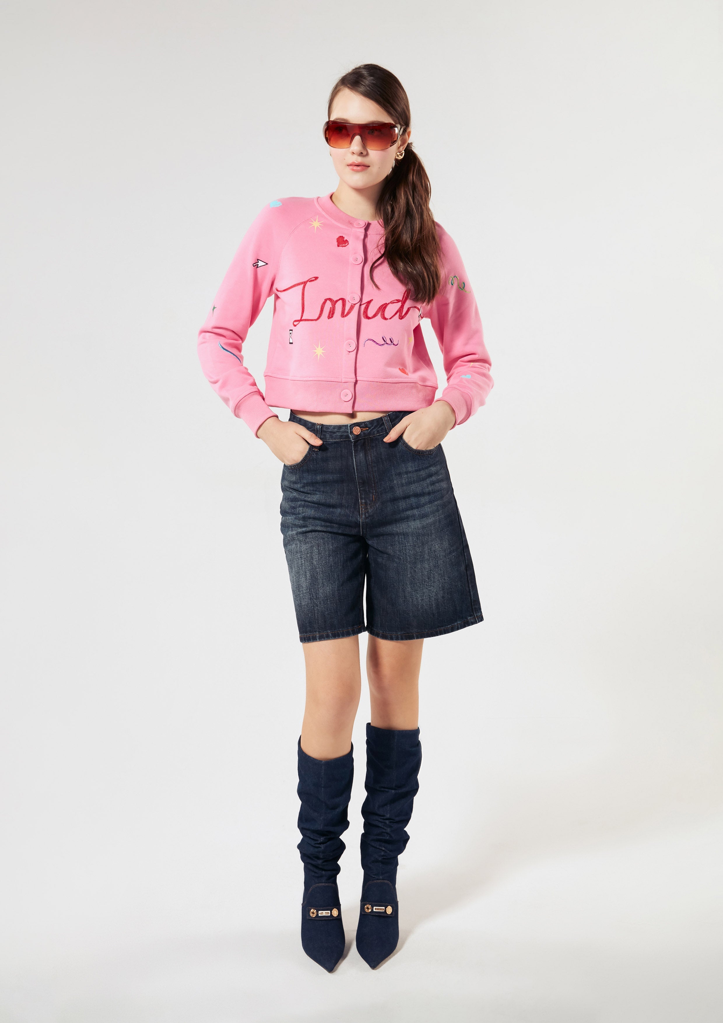 เสื้อแจ็คเก็ตครอปแขนยาวปักลาย คอลเลกชัน Miracle Voyard