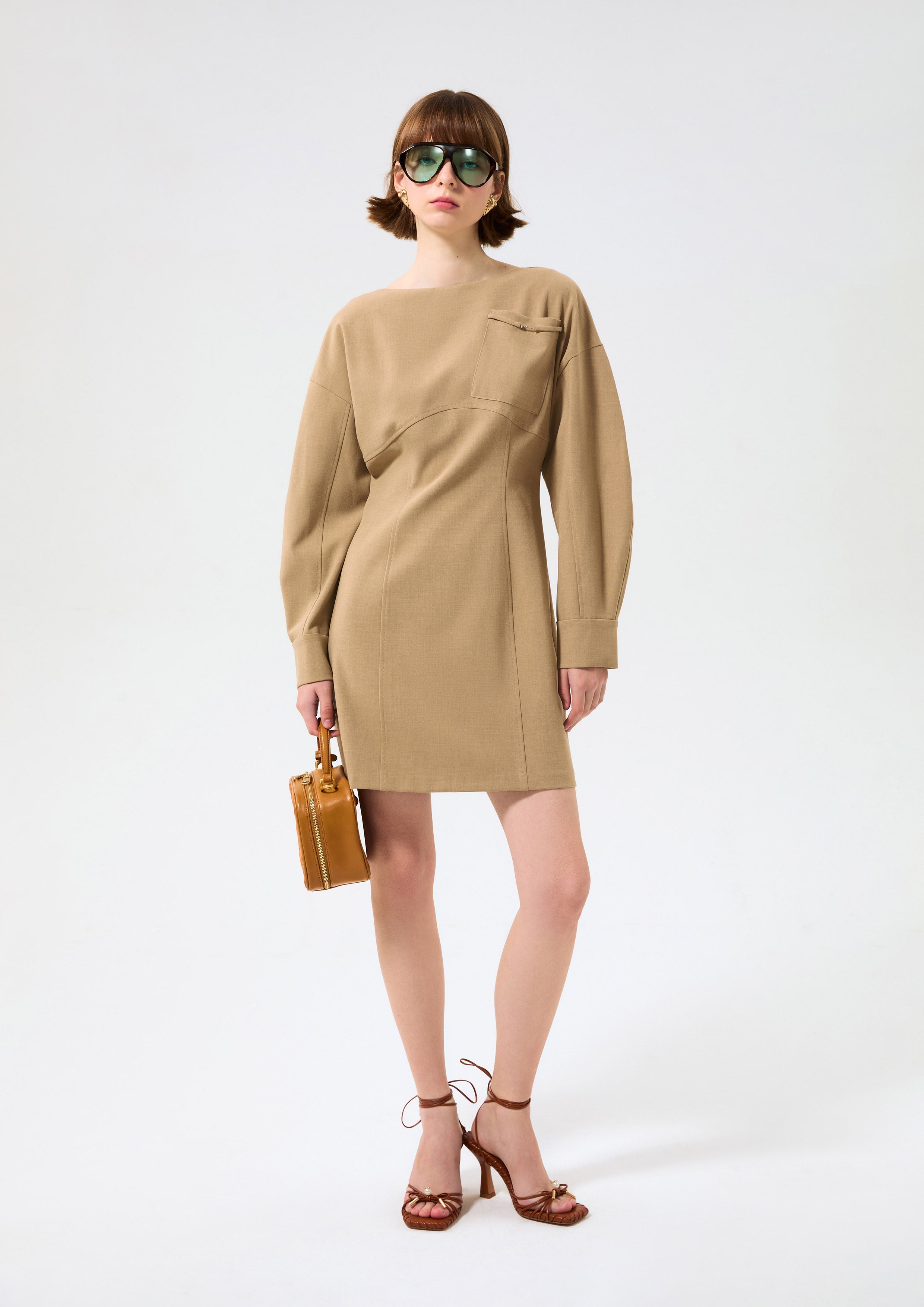 เดรสสั้นแขนยาว คอลเลกชัน Rosewood Fleur