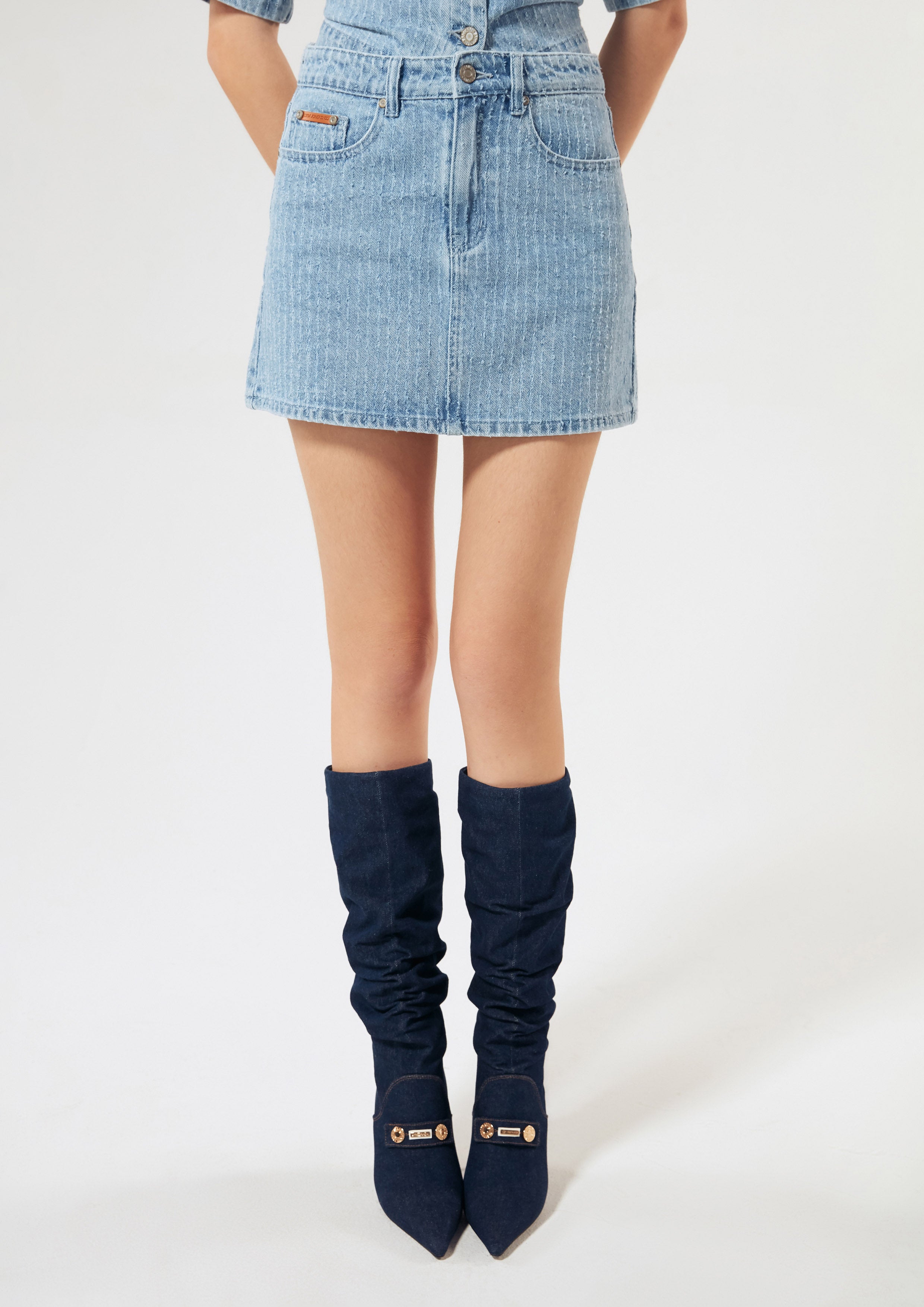 กระโปรงเดนิมสั้น คอลเลกชัน Basic Denim