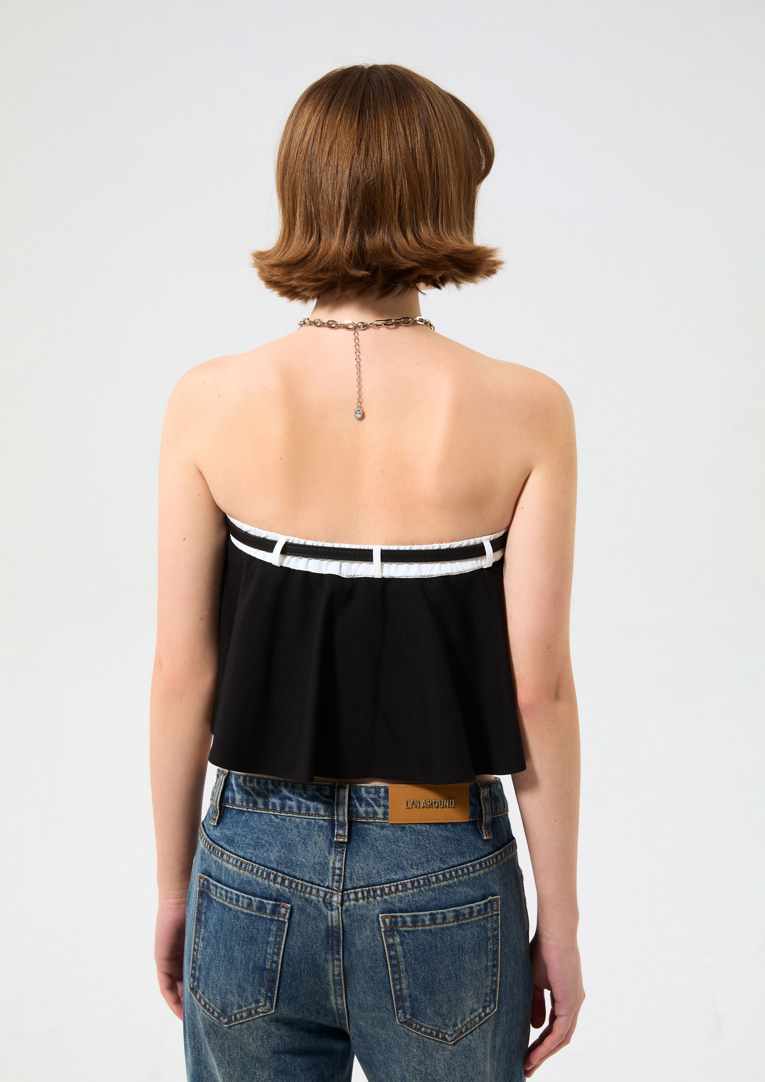 เสื้อเกาะอกทรงระบาย คอลเลกชัน Working on Board