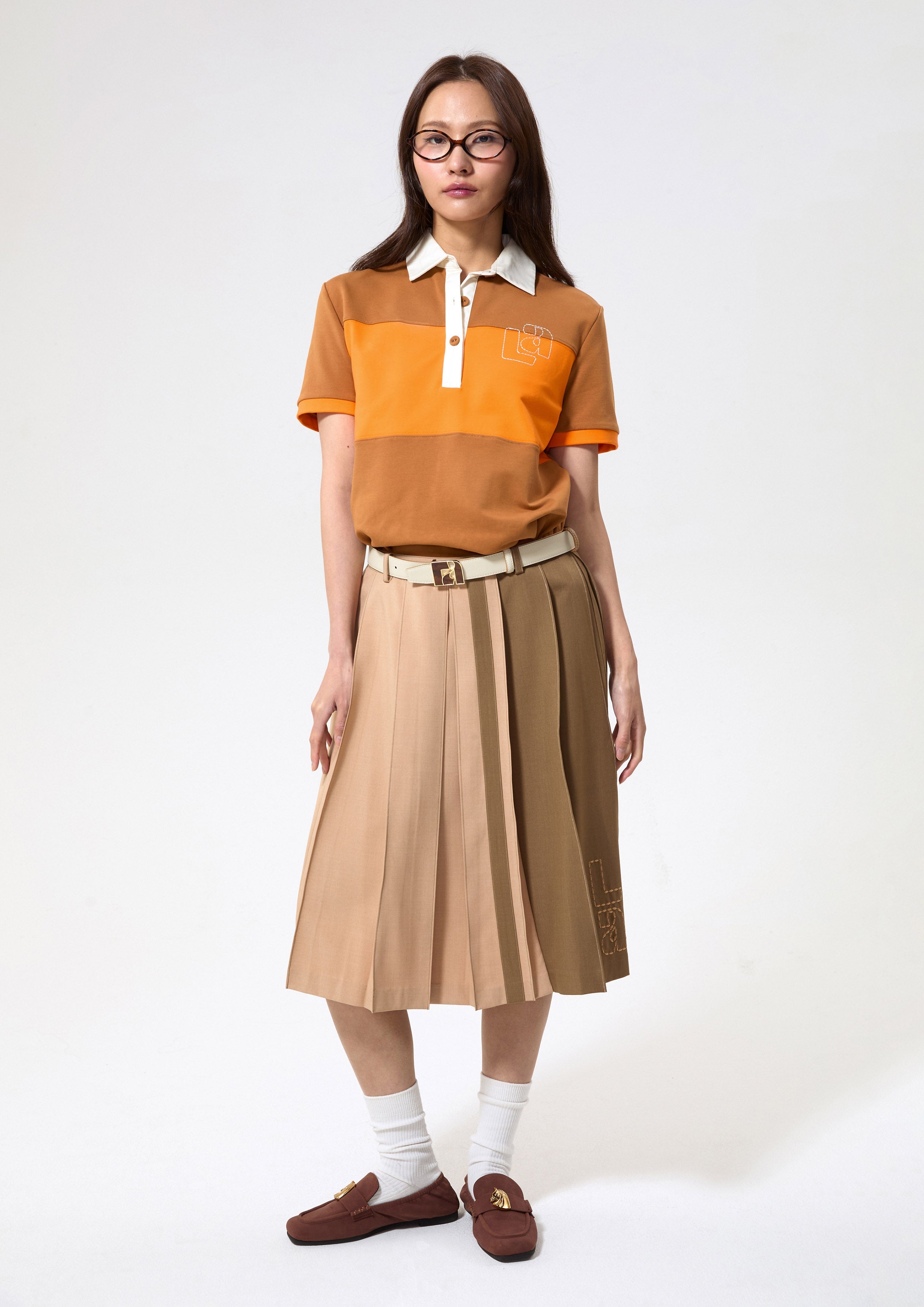 กระโปรงคลุมเข่าจับจีบสีพาแนล คอลเลกชัน Play Spell