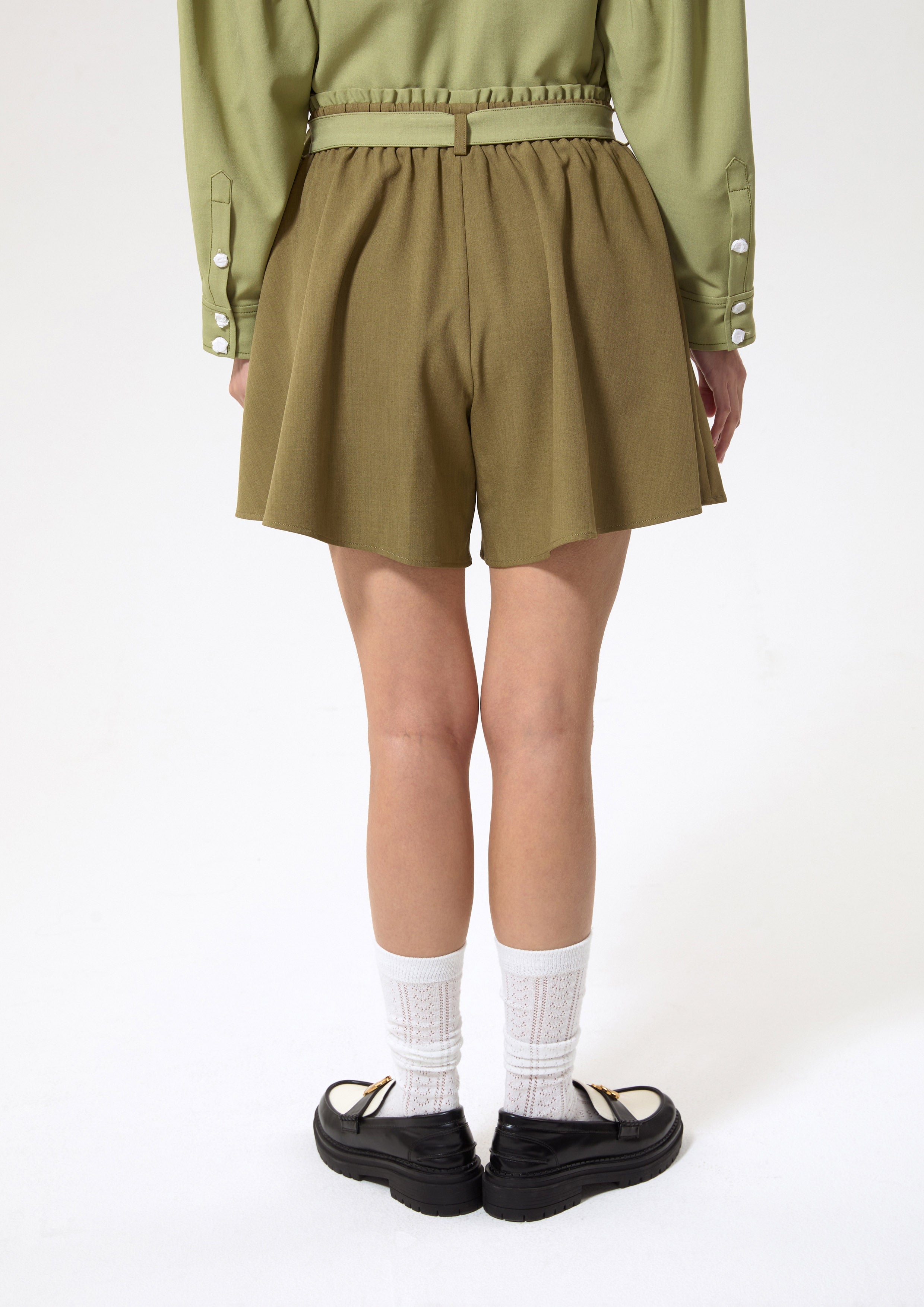 กระโปรงสั้นทรงแฟลร์ คอลเลกชัน Play Spell