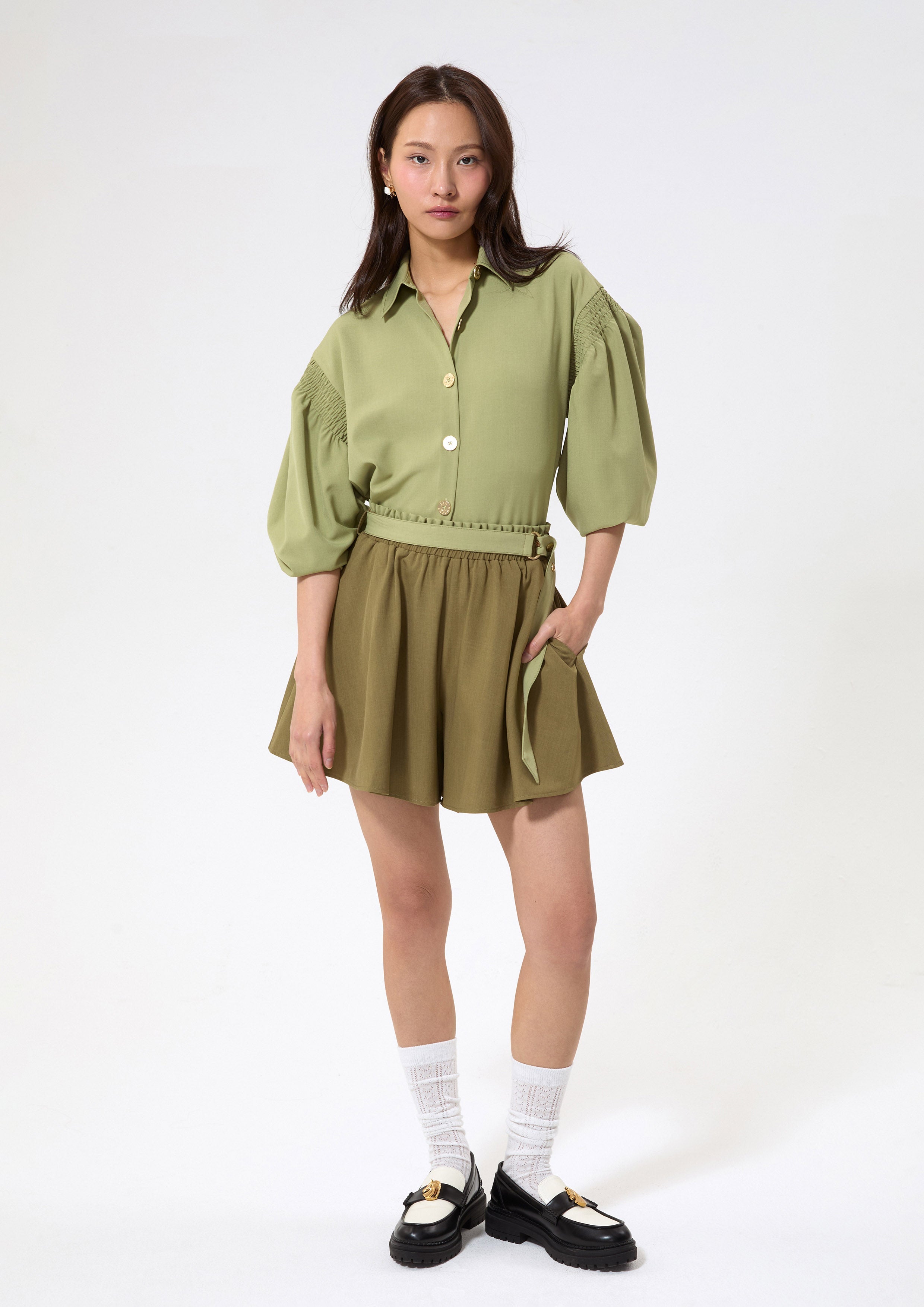 กระโปรงสั้นทรงแฟลร์ คอลเลกชัน Play Spell