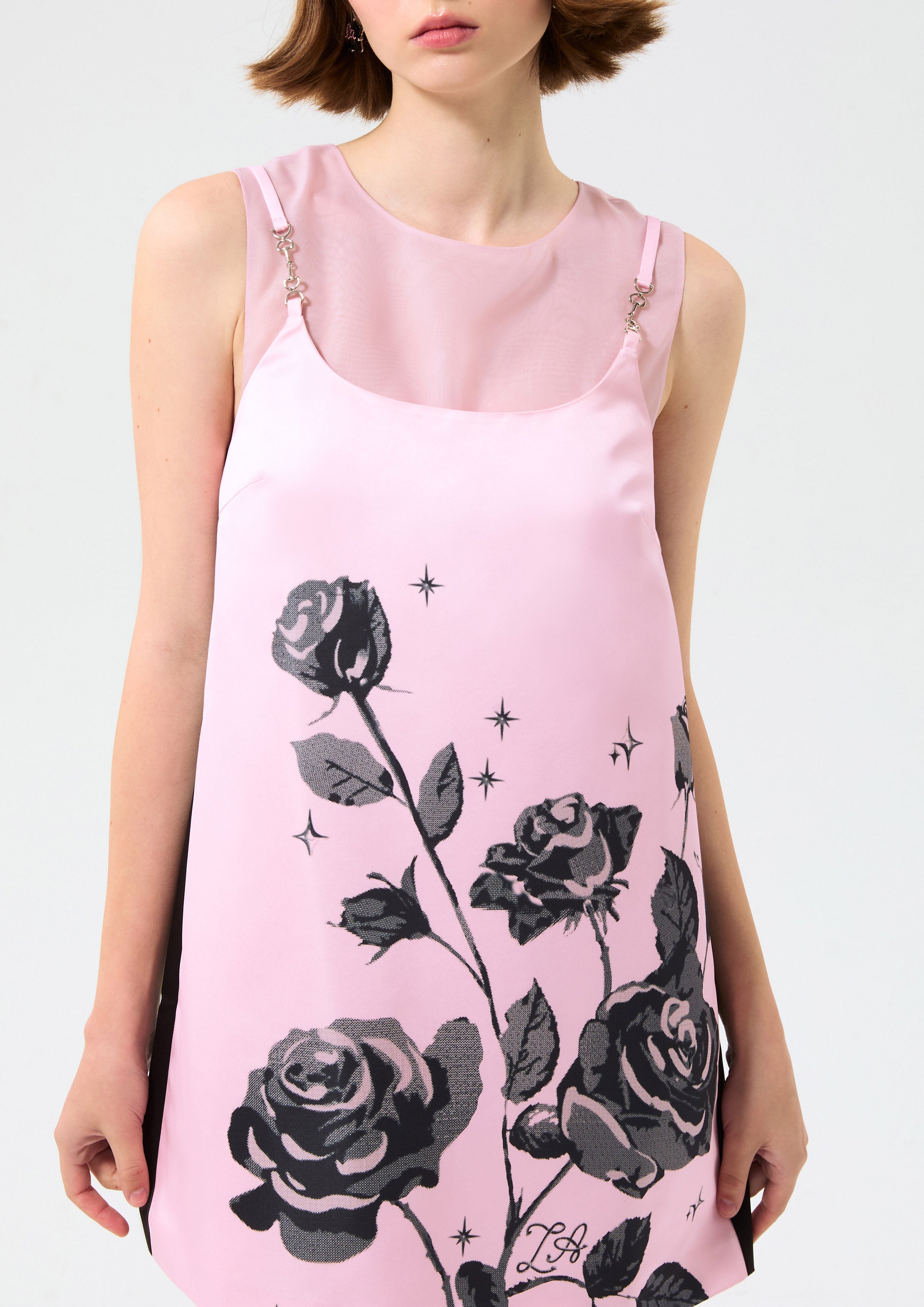 เดรสสั้นพิมพ์ลายกุหลาบ คอลเลกชัน Rodeo Rose