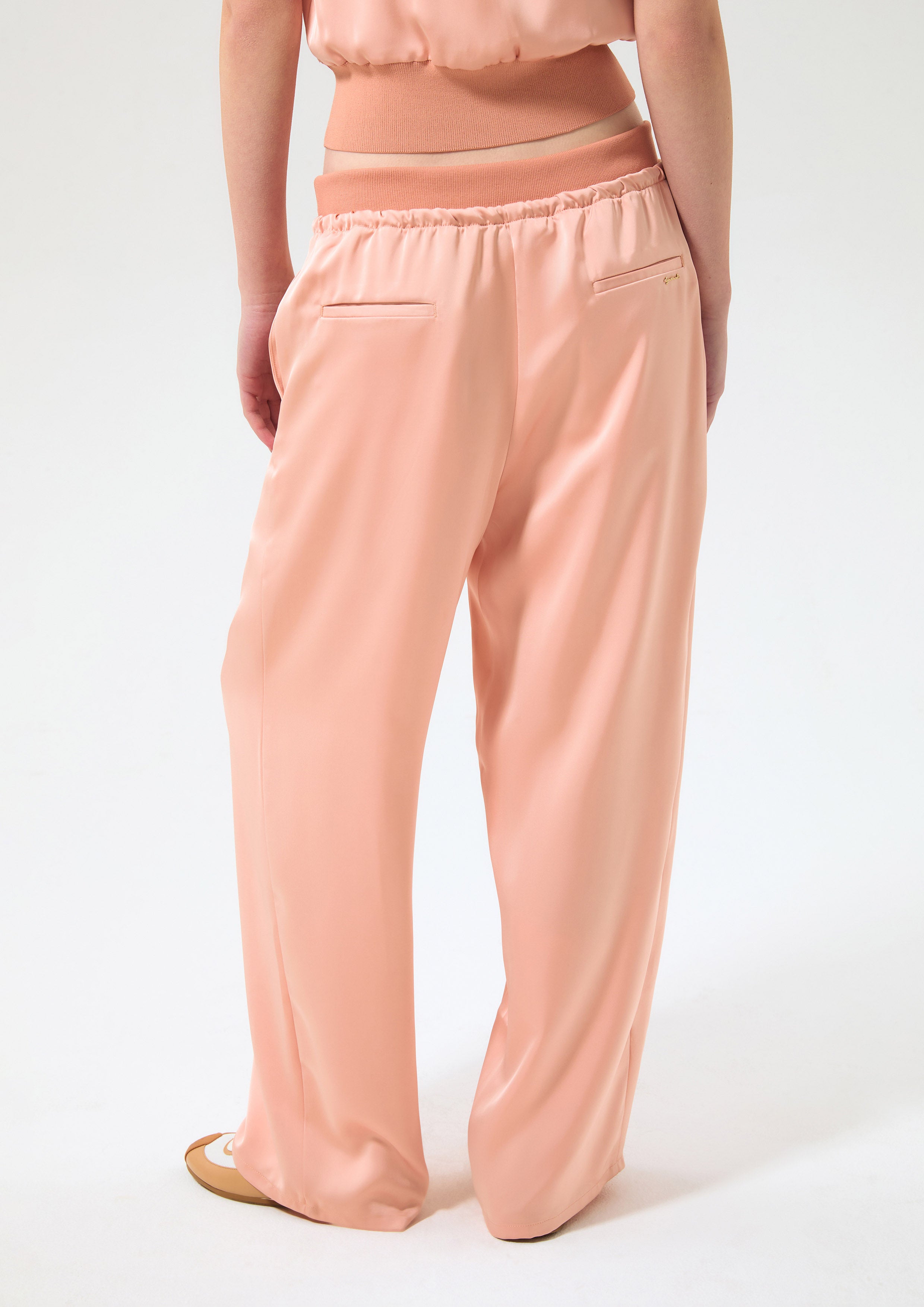 กางเกงแทร็คขายาวทรงหลวมผ้าซาติน คอลเลกชัน Rodeo Rose