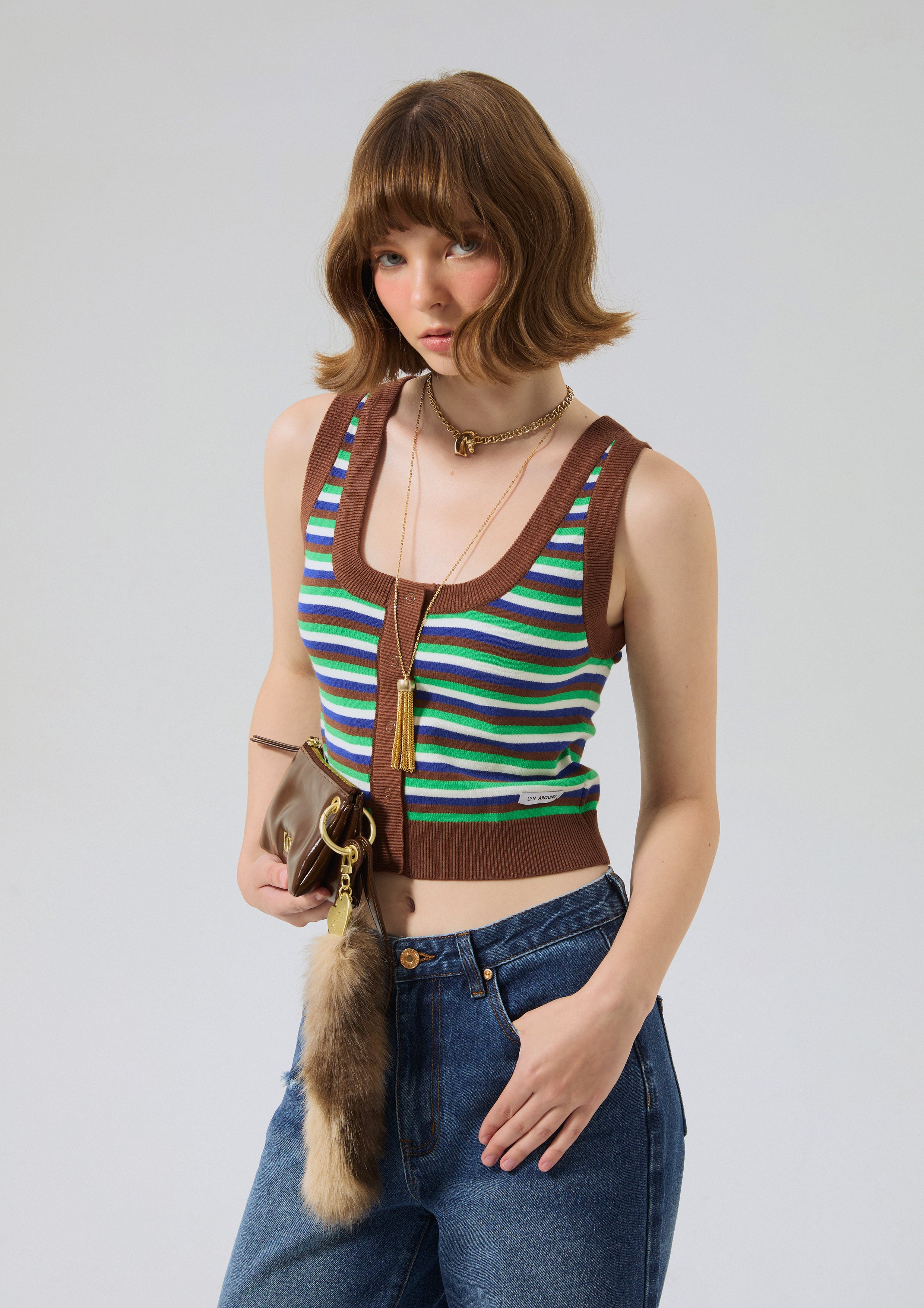 เสื้อครอปผ้านิตลายทาง คอลเลกชัน Miracle Voyard