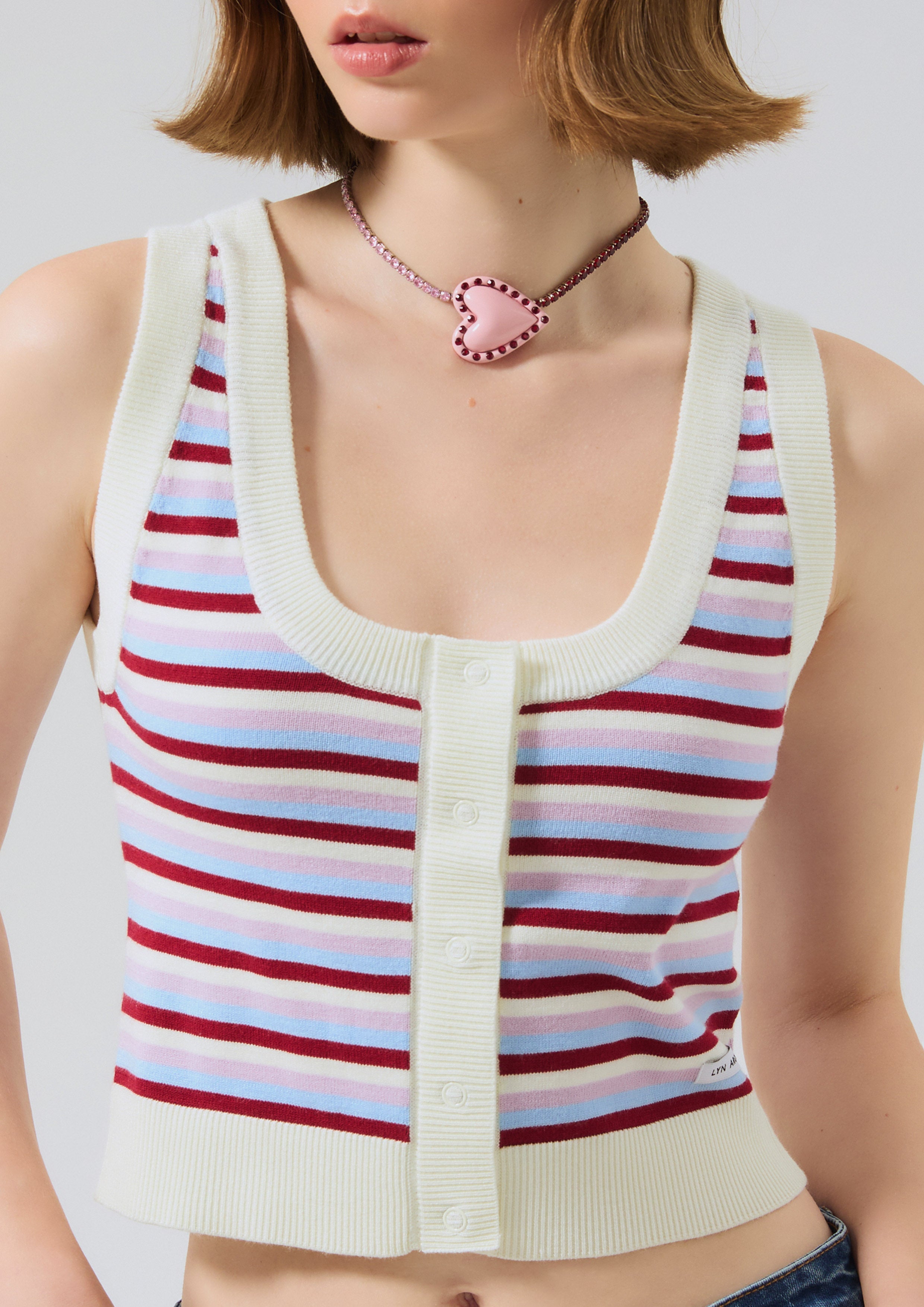 เสื้อครอปผ้านิตลายทาง คอลเลกชัน Miracle Voyard