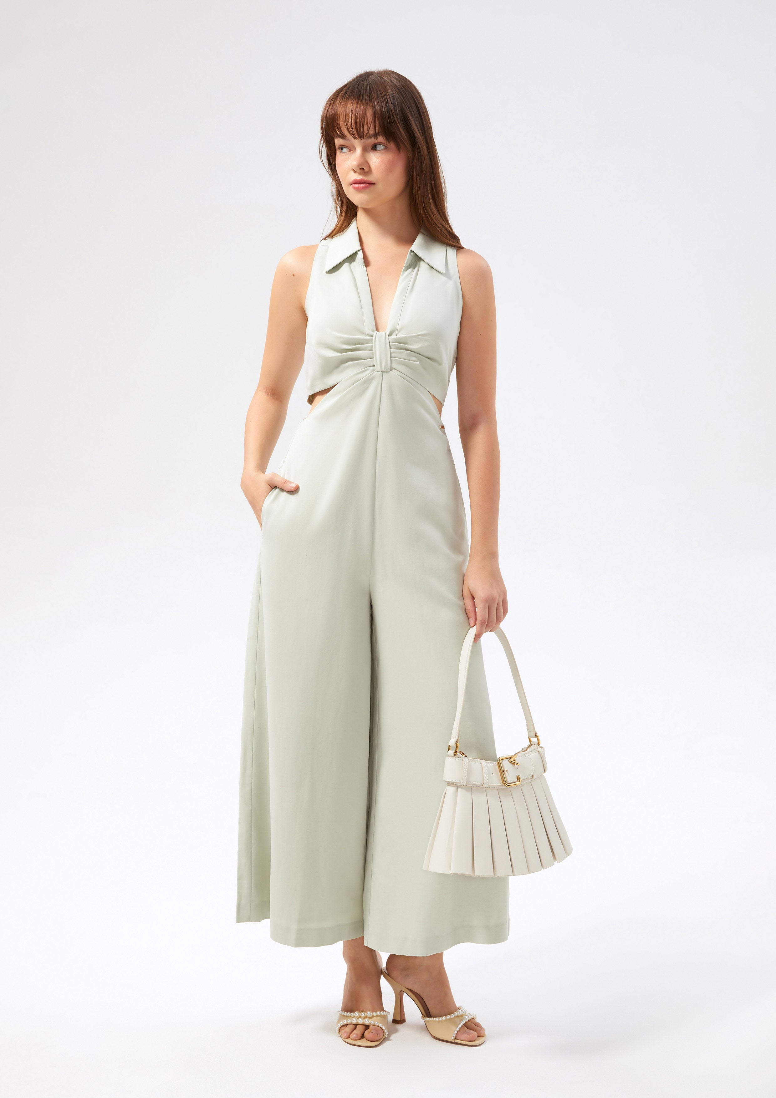 จัมพ์สูทคัตเอาท์ช่วงเอว คอลเลกชัน Rosewood Fleur