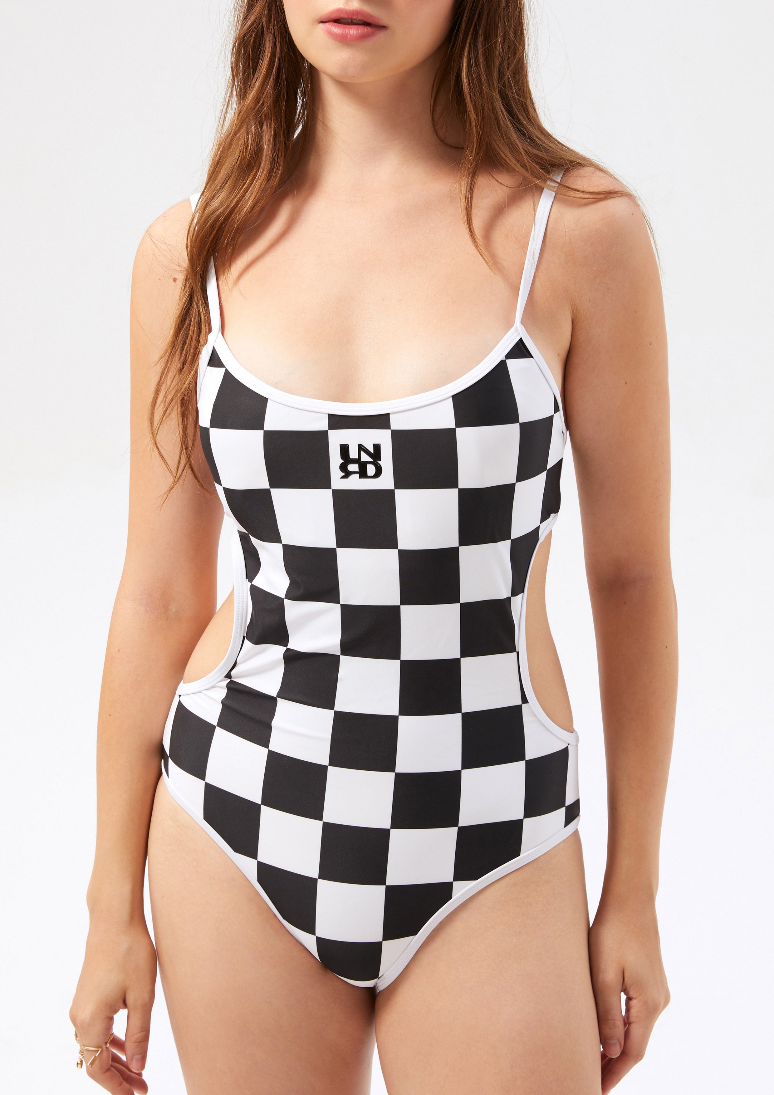 ชุดว่ายน้ำคัตเอาท์ลายตาราง คอลเลกชัน Speed Voyard