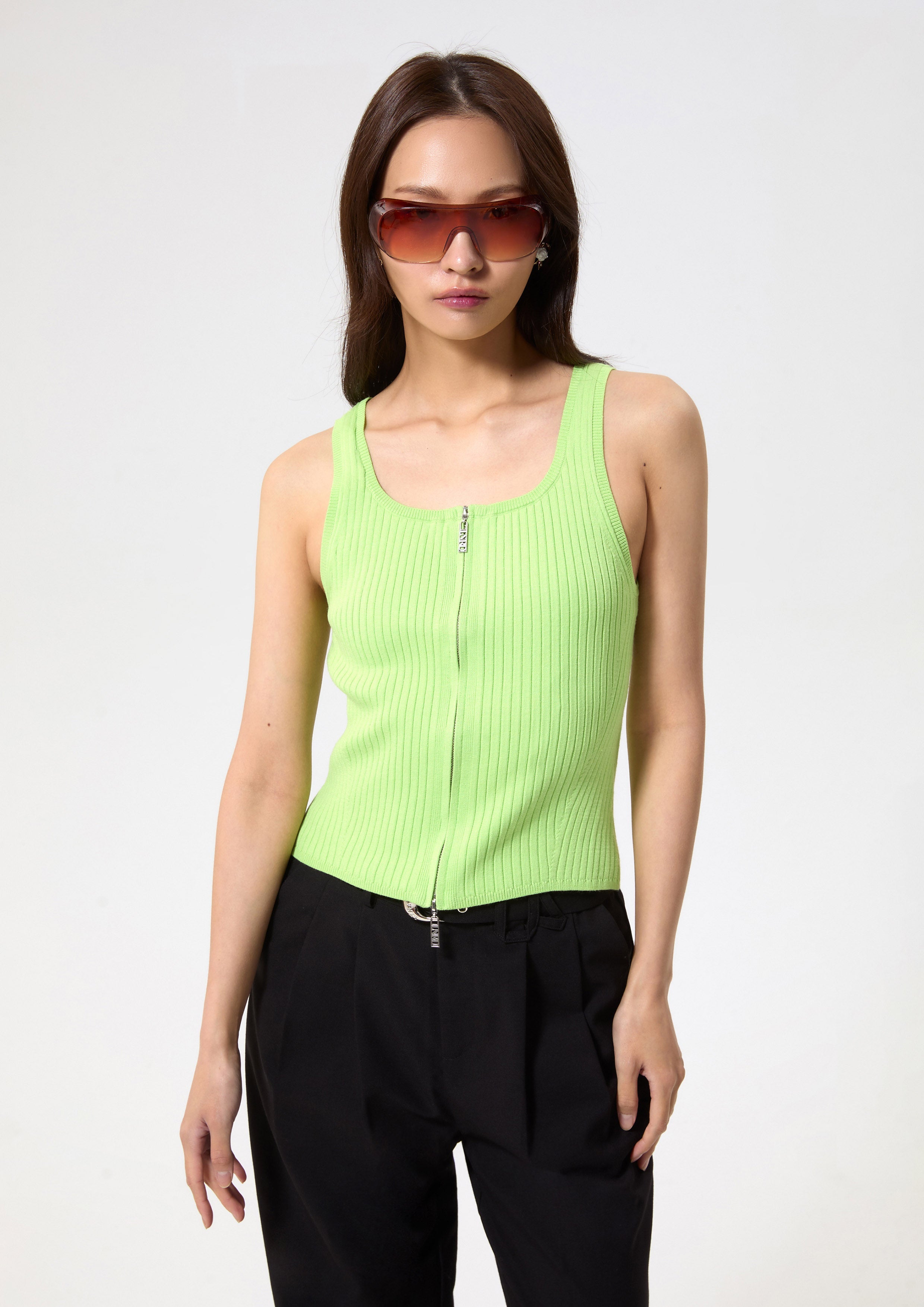 Create Your Signature Look with Knitted Front Zip Tank Top Play