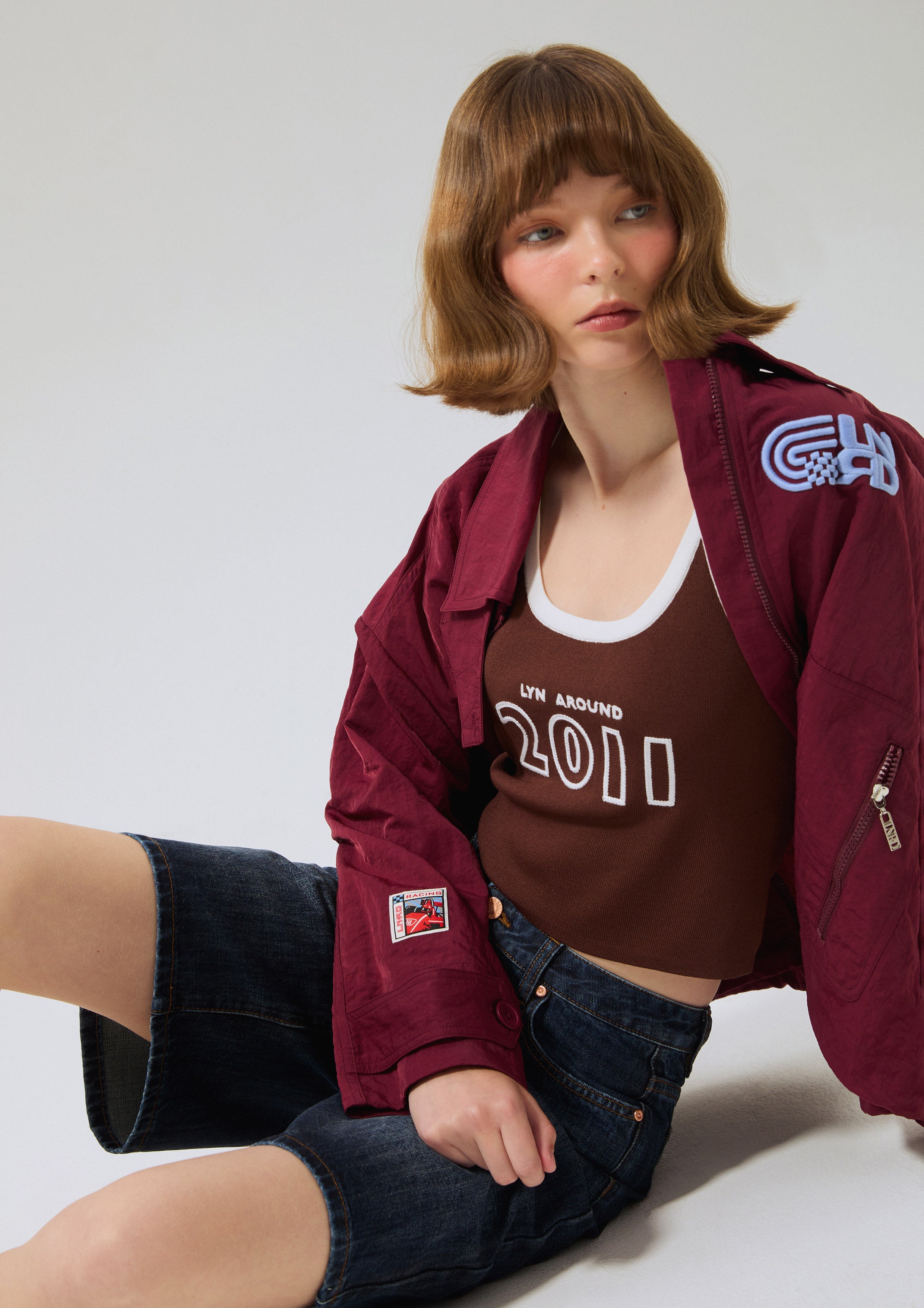 เสื้อครอปสายเดี่ยวปักโลโก้ คอลเลกชัน Speed Voyard