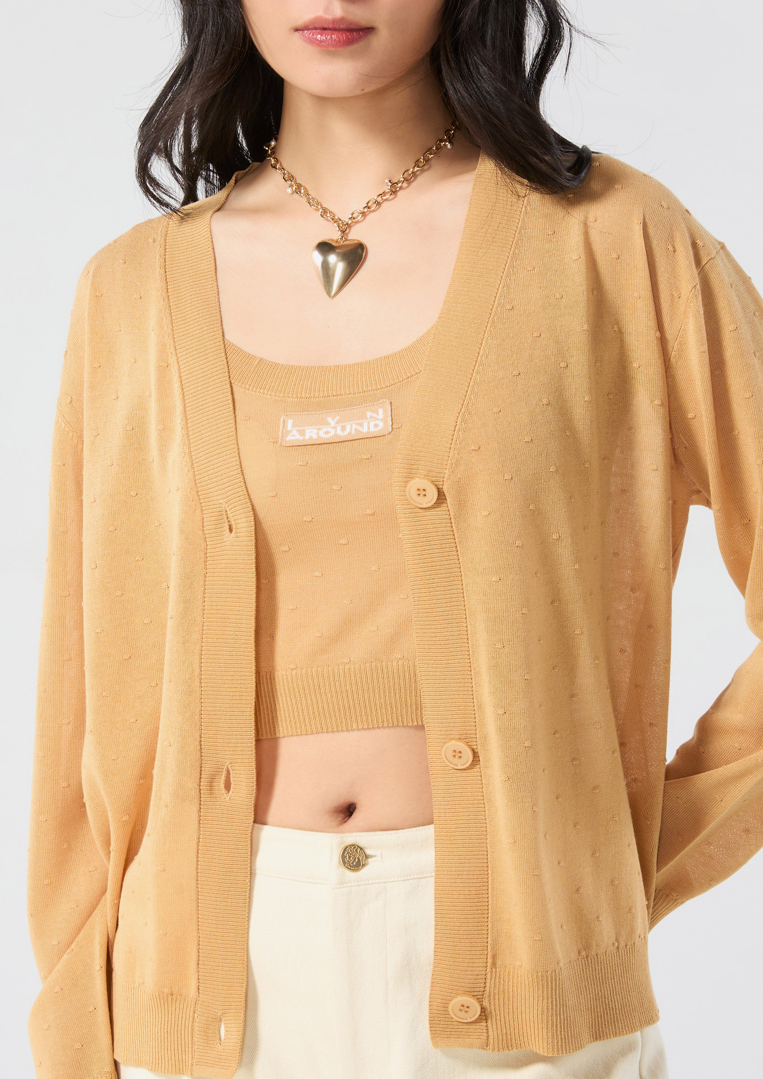 เสื้อคาร์ดิแกนผ้าเชียร์พร้อมเสื้อตัวใน คอลเลกชัน Rodeo Rose