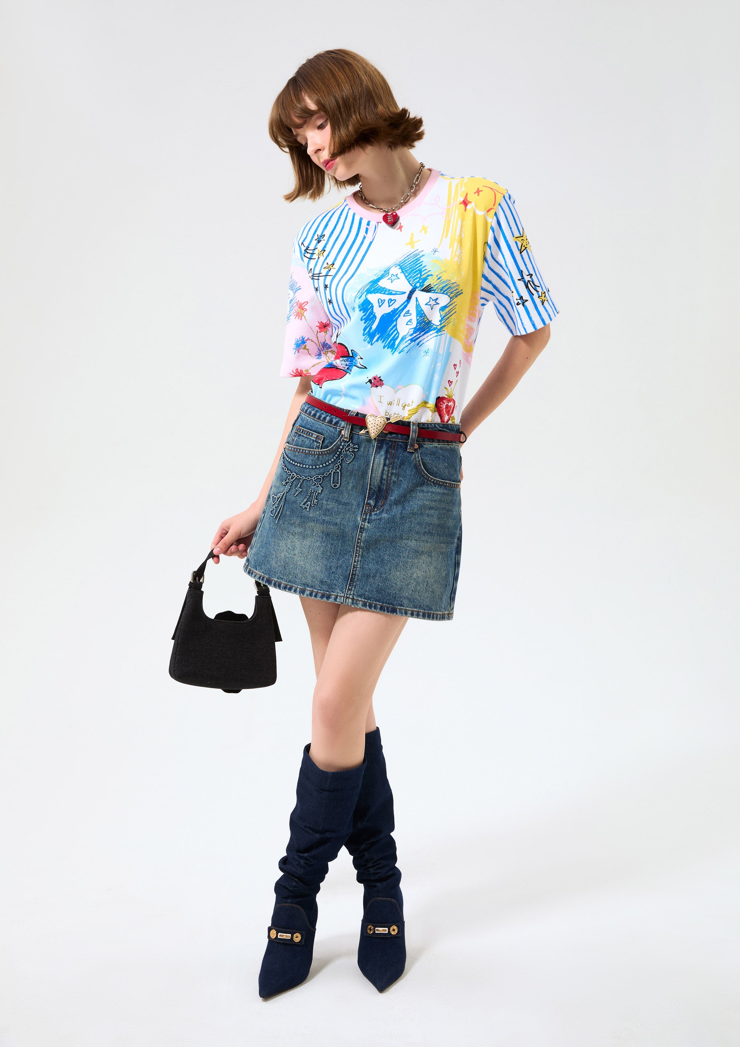 เสื้อยืดแขนสั้นพิมพ์ลายกราฟฟิค คอลเลกชัน Cruise to the Full Bloom