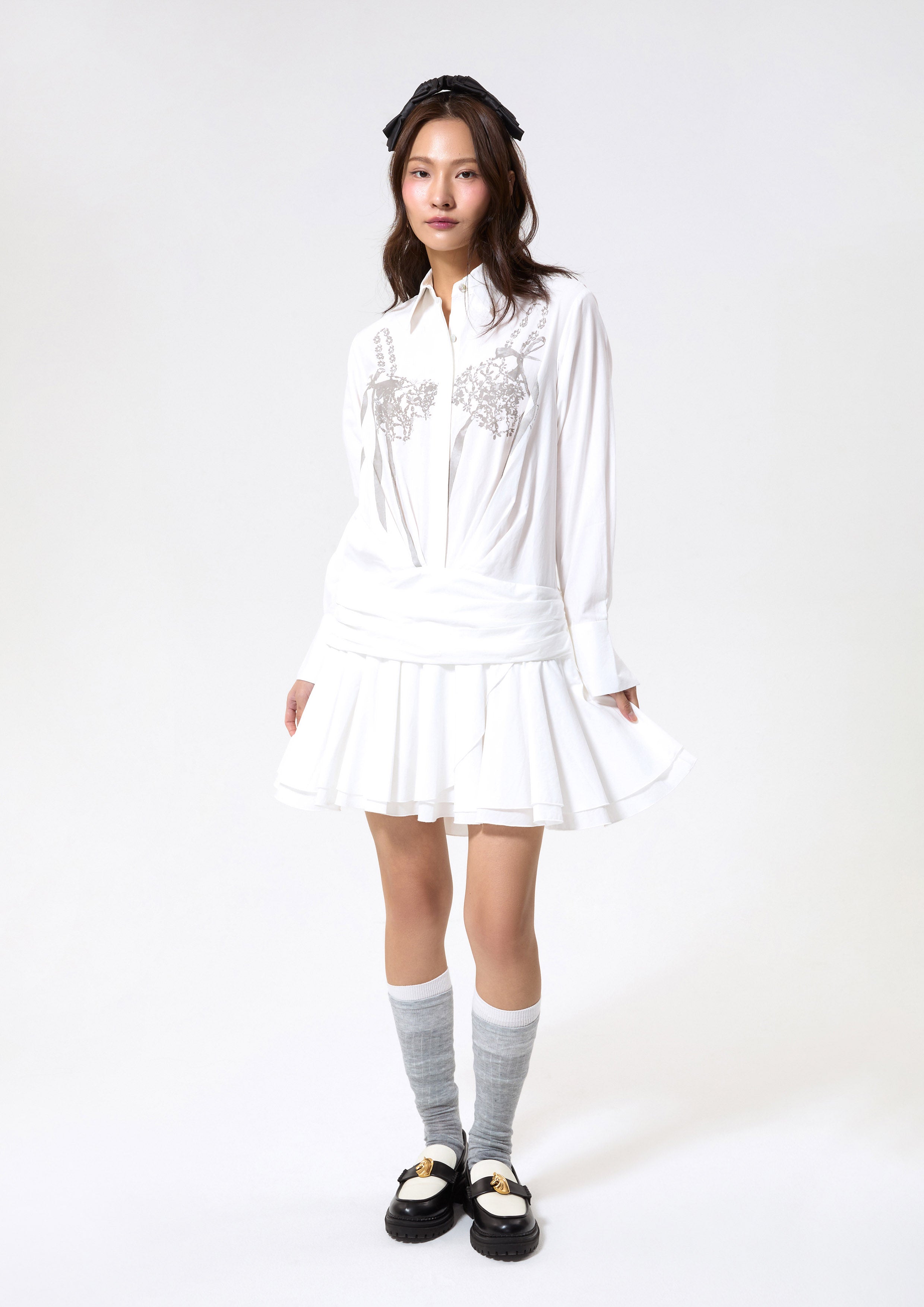 เดรสสั้นแขนยาวพิมพ์ลาย คอลเลกชัน Working on Board