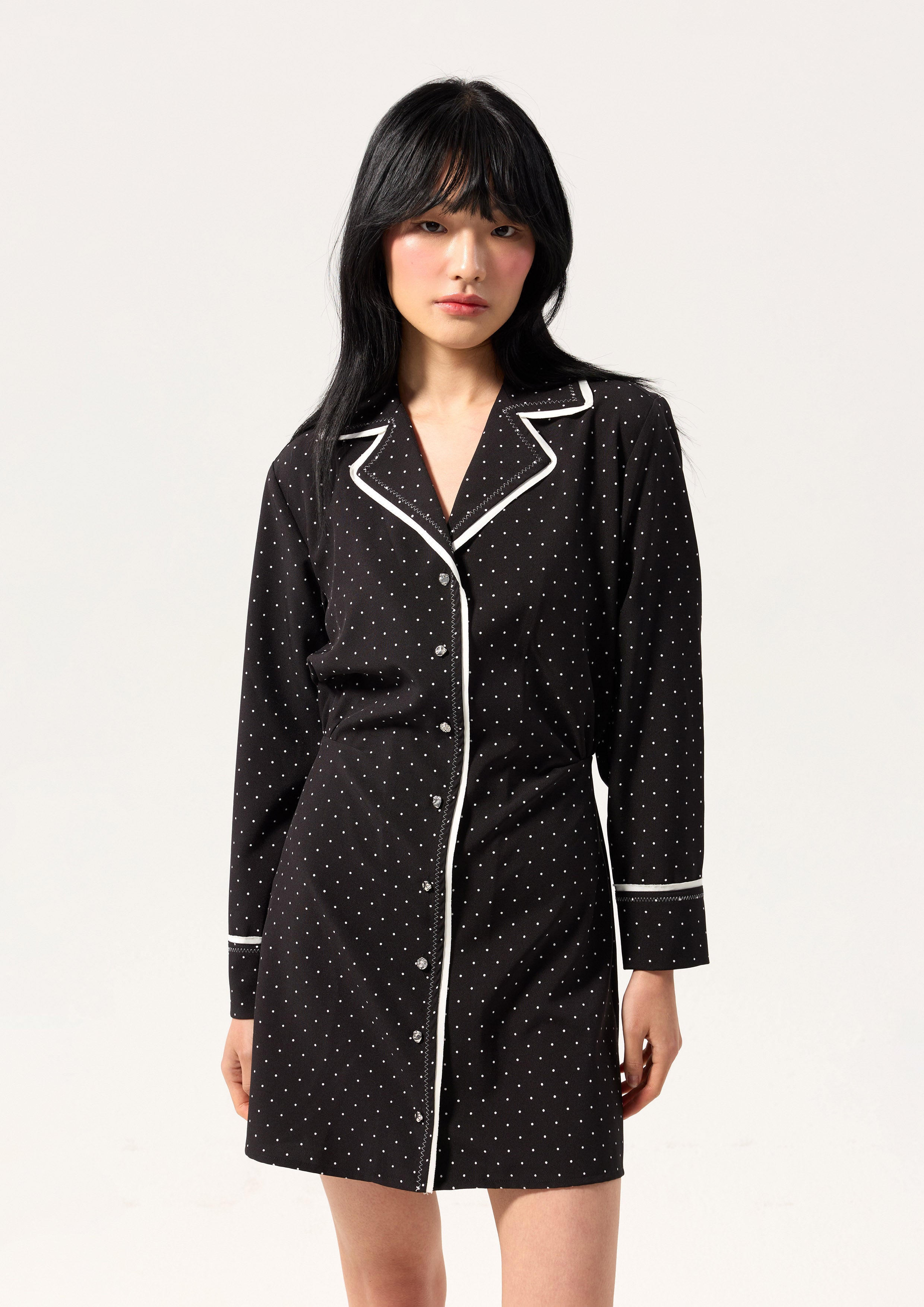 เดรสสั้นแขนยาวลายโพลกาดอต คอลเลกชัน Working on Board