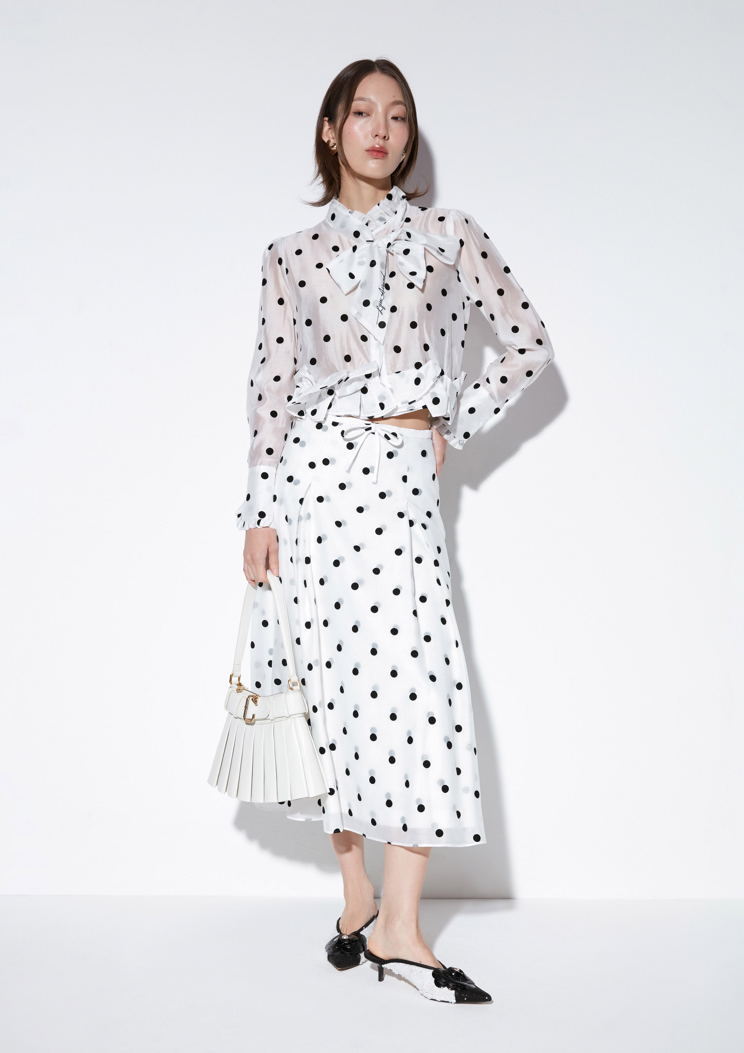 กระโปรงมิดิเลเยอร์ผ้าเชียร์ลายโพลกาดอต คอลเลกชัน Material Girl