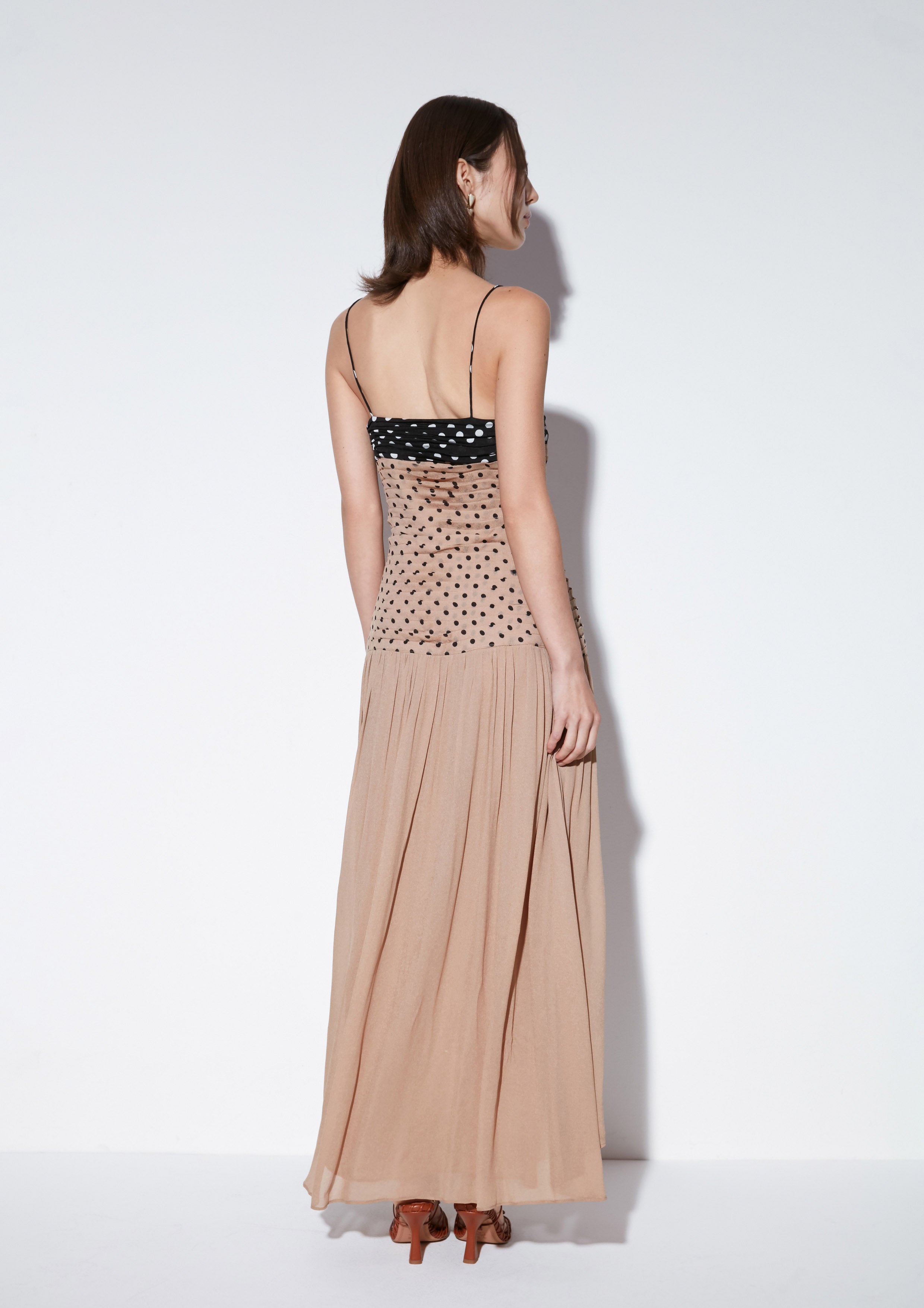 เดรสโพลกาดอตกระโปรงอสมมาตร คอลเลกชัน Material Girl