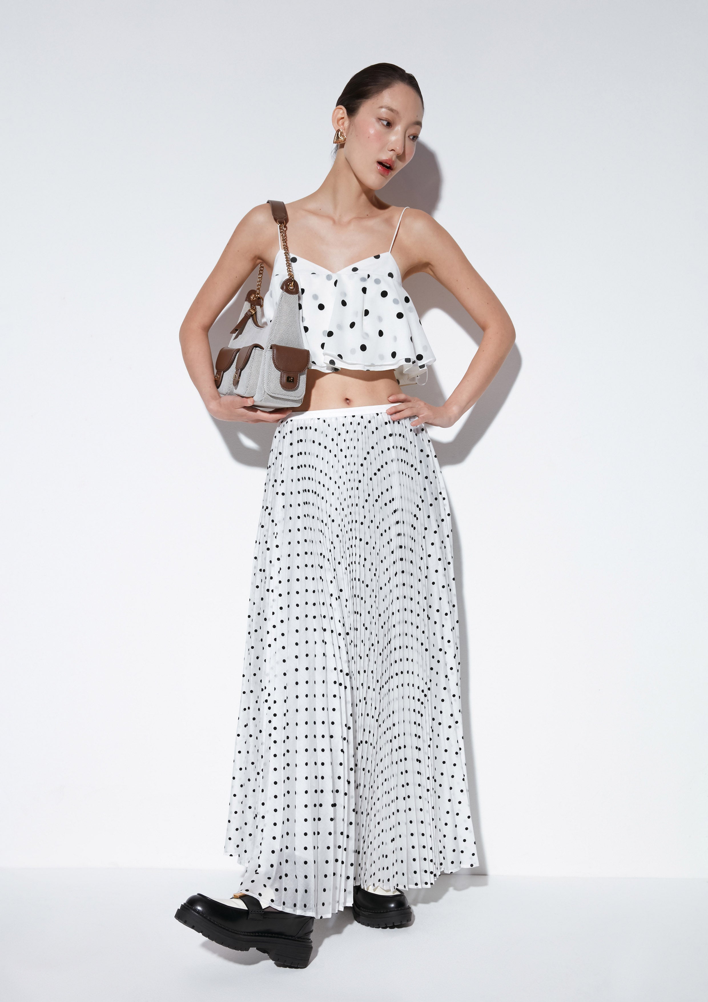 กระโปรงแม็กซี่อัดพลีทลายโพลกาดอต คอลเลกชัน Material Girl