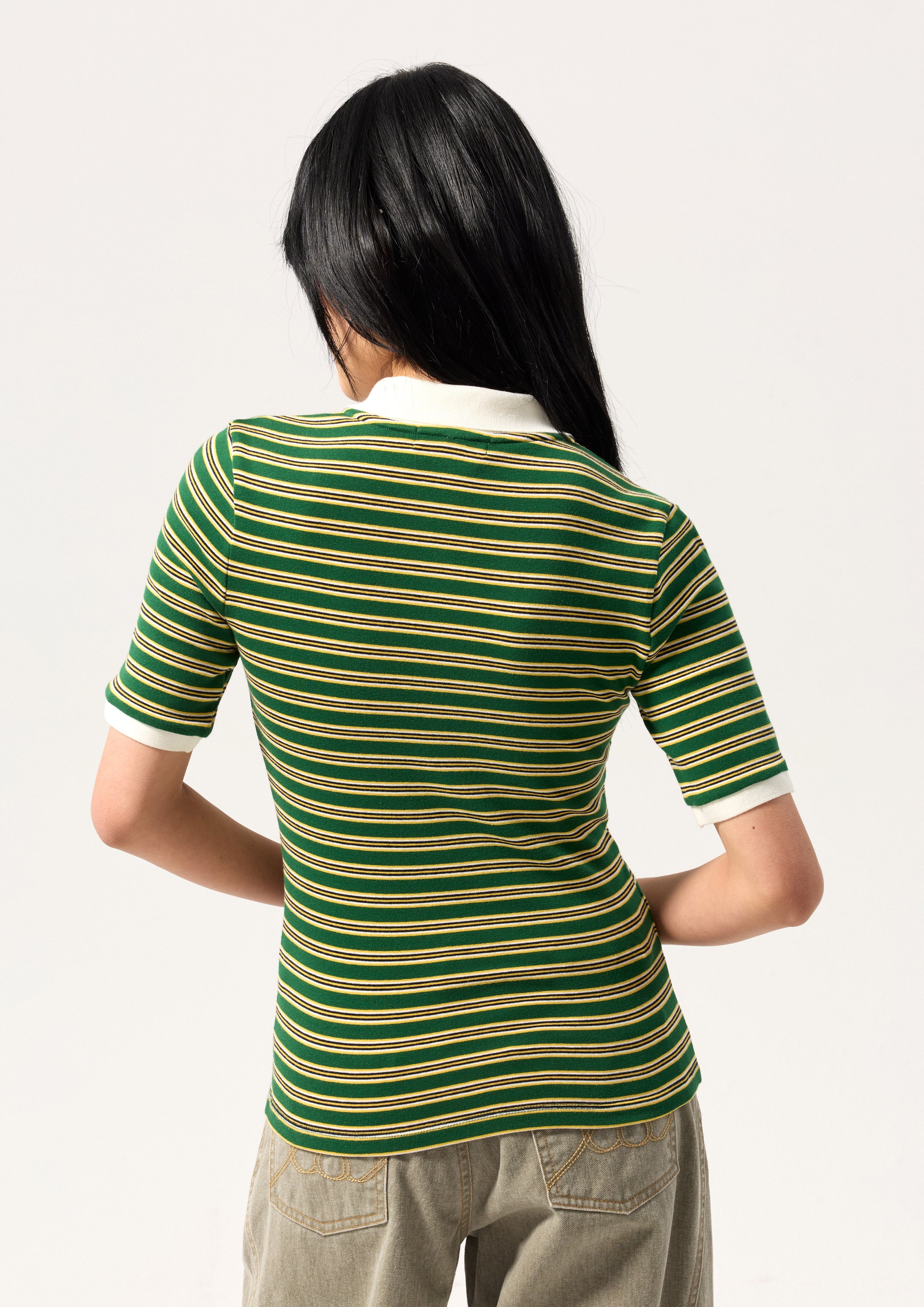 เสื้อโปโลลายทางปักโลโก้ คอลเลกชัน Play Spell