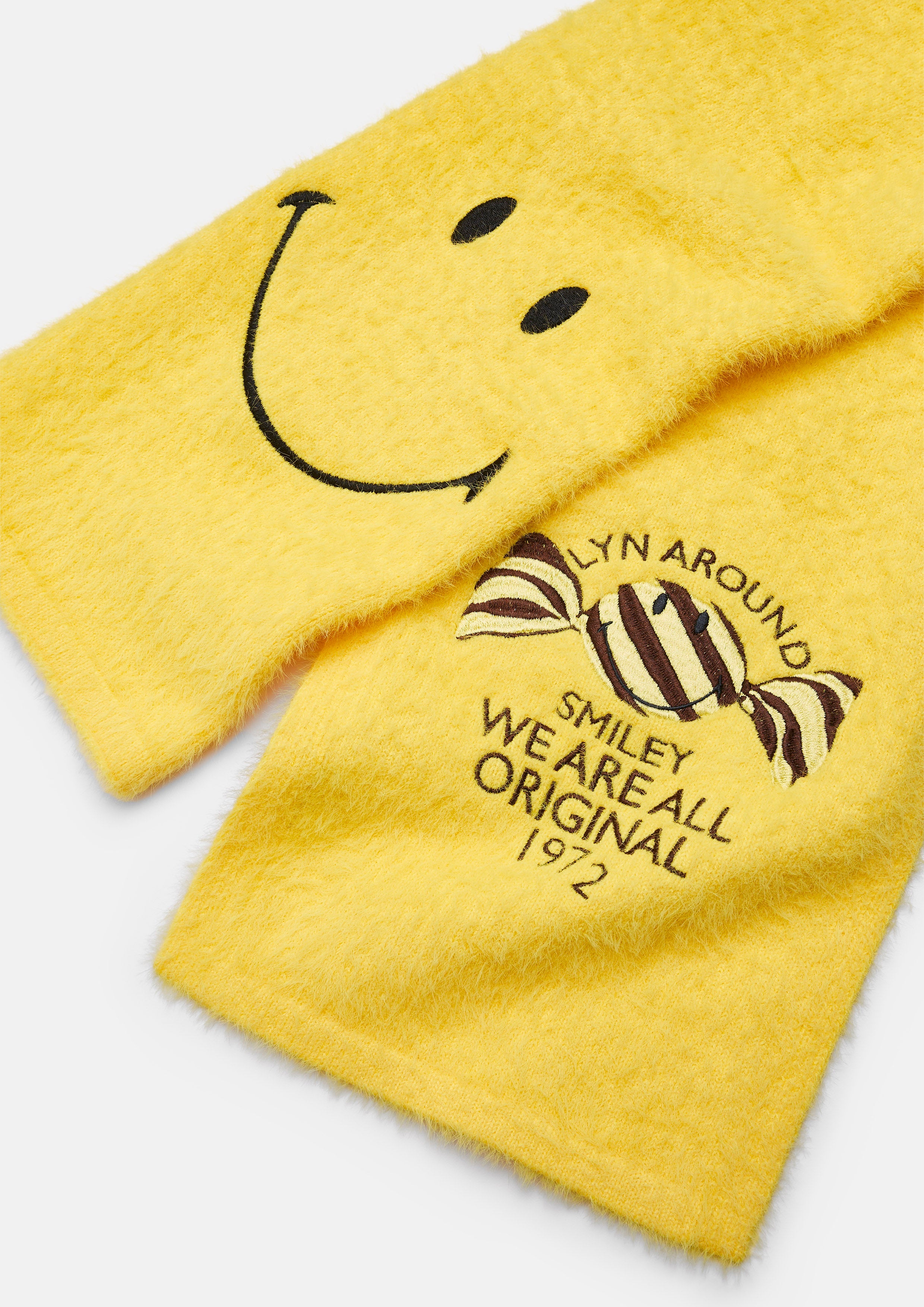 Smile Fur Scarf