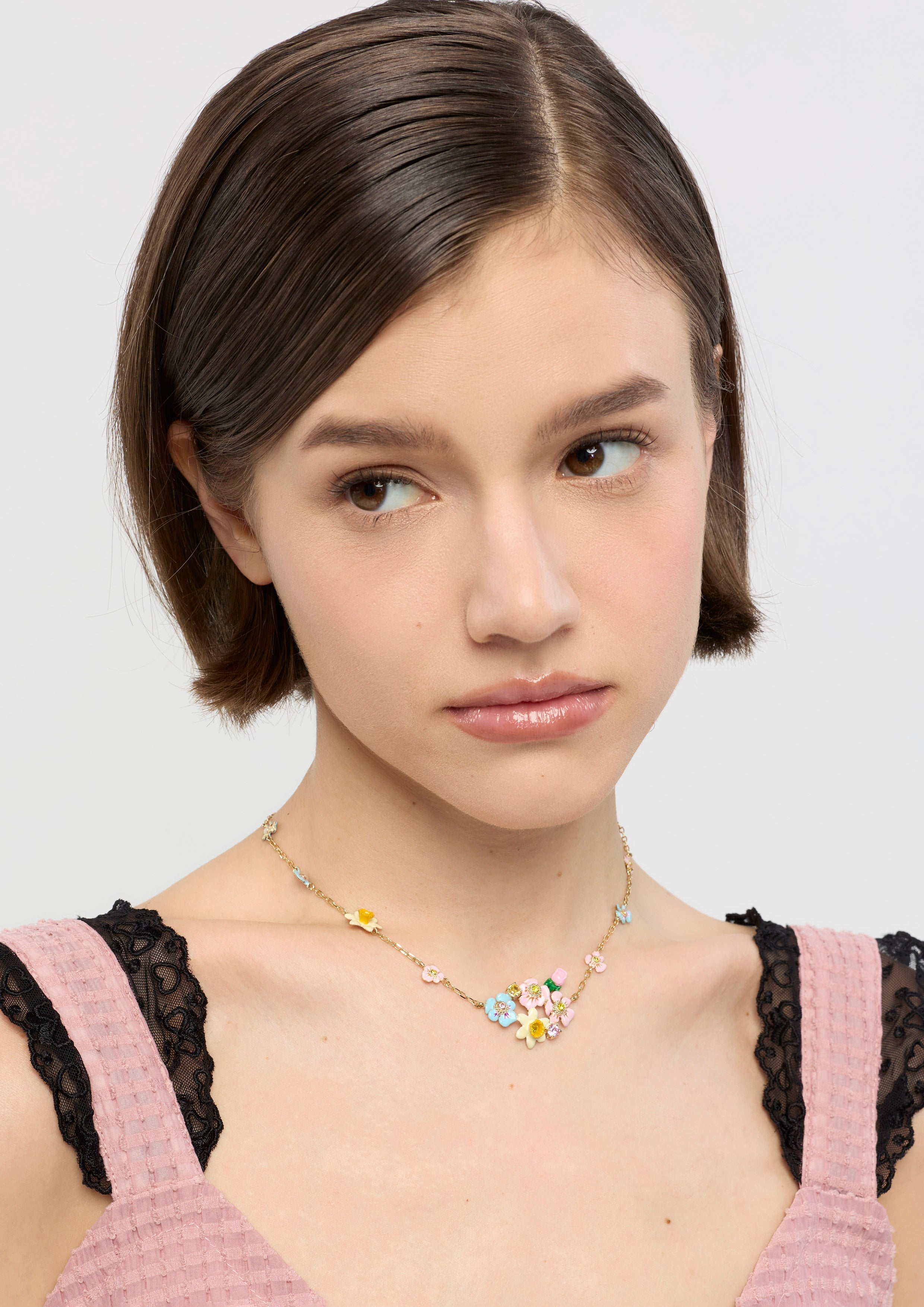 Violawink Necklace