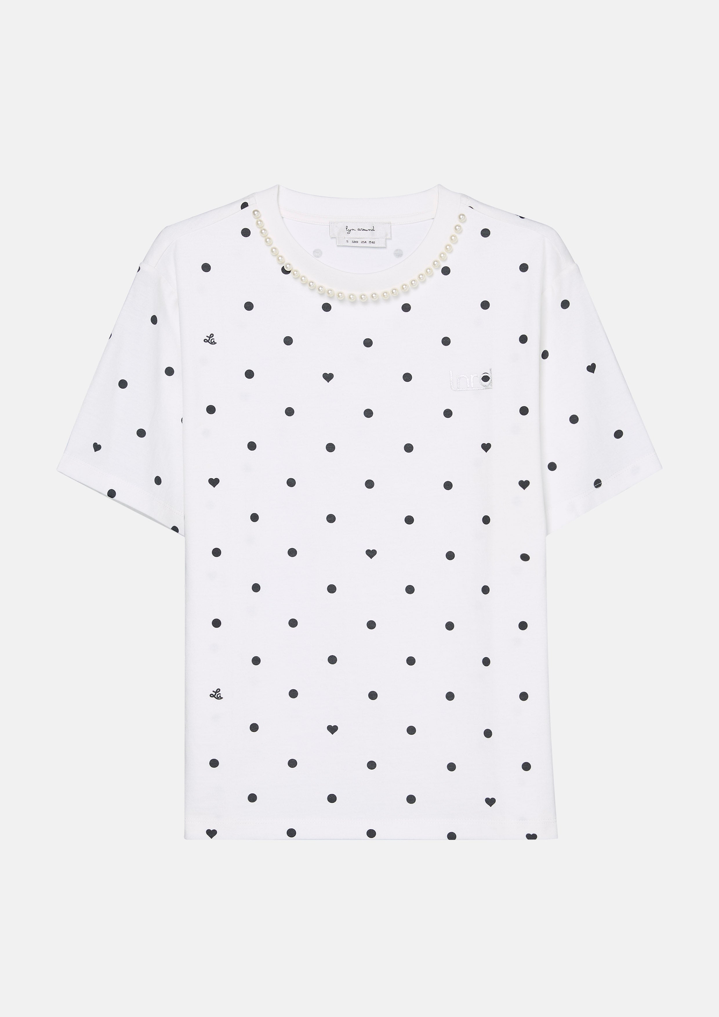 เสื้อยืดแขนสั้นลคอเสื้อแต่งลูกปัดมุก คอลเลกชัน Le Femme Demure